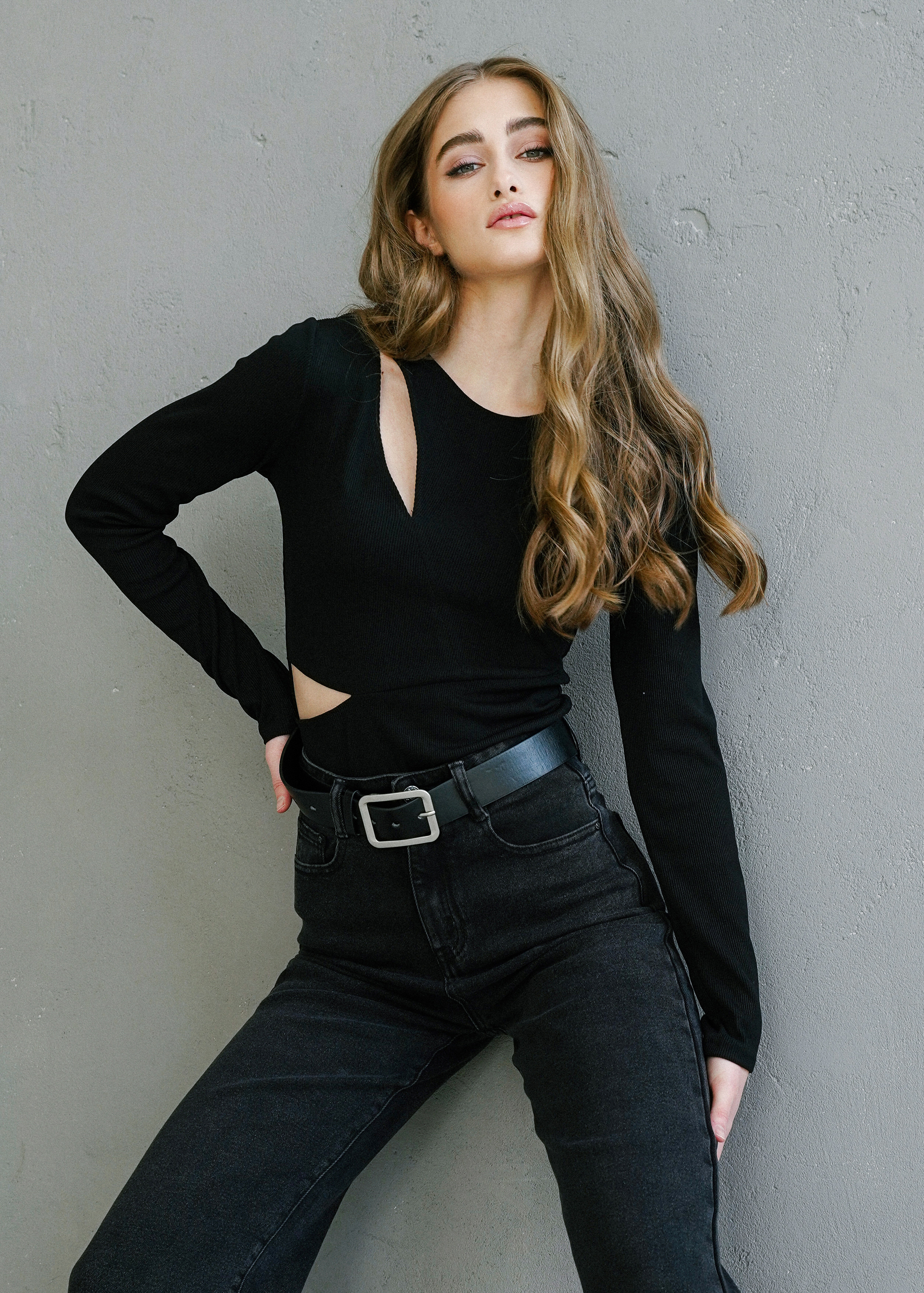 Модельная съемка боди для маркетплейсов. Фотограф Алина Кудри