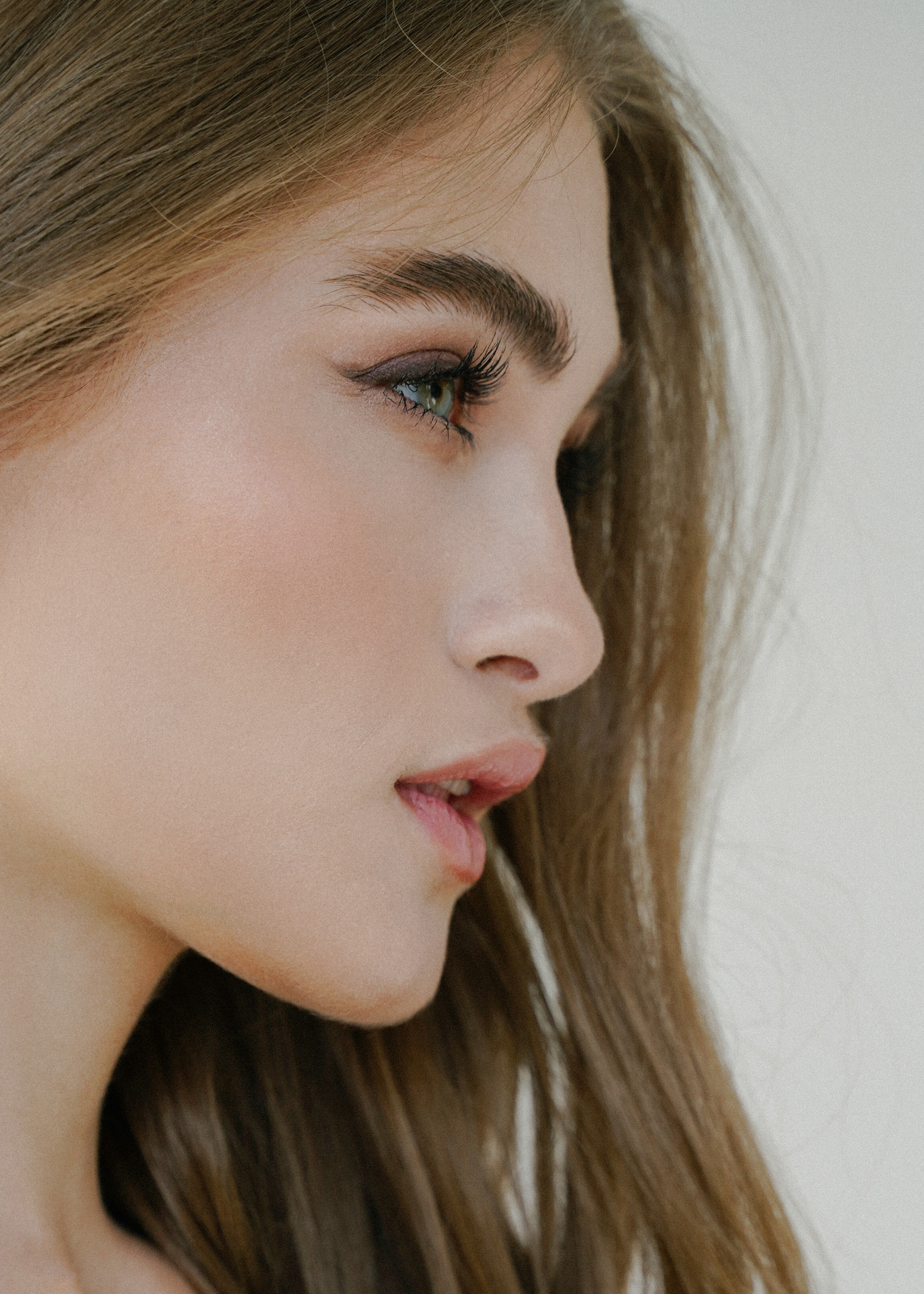 Модельная съемка боди для маркетплейсов. Фотограф Алина Кудри