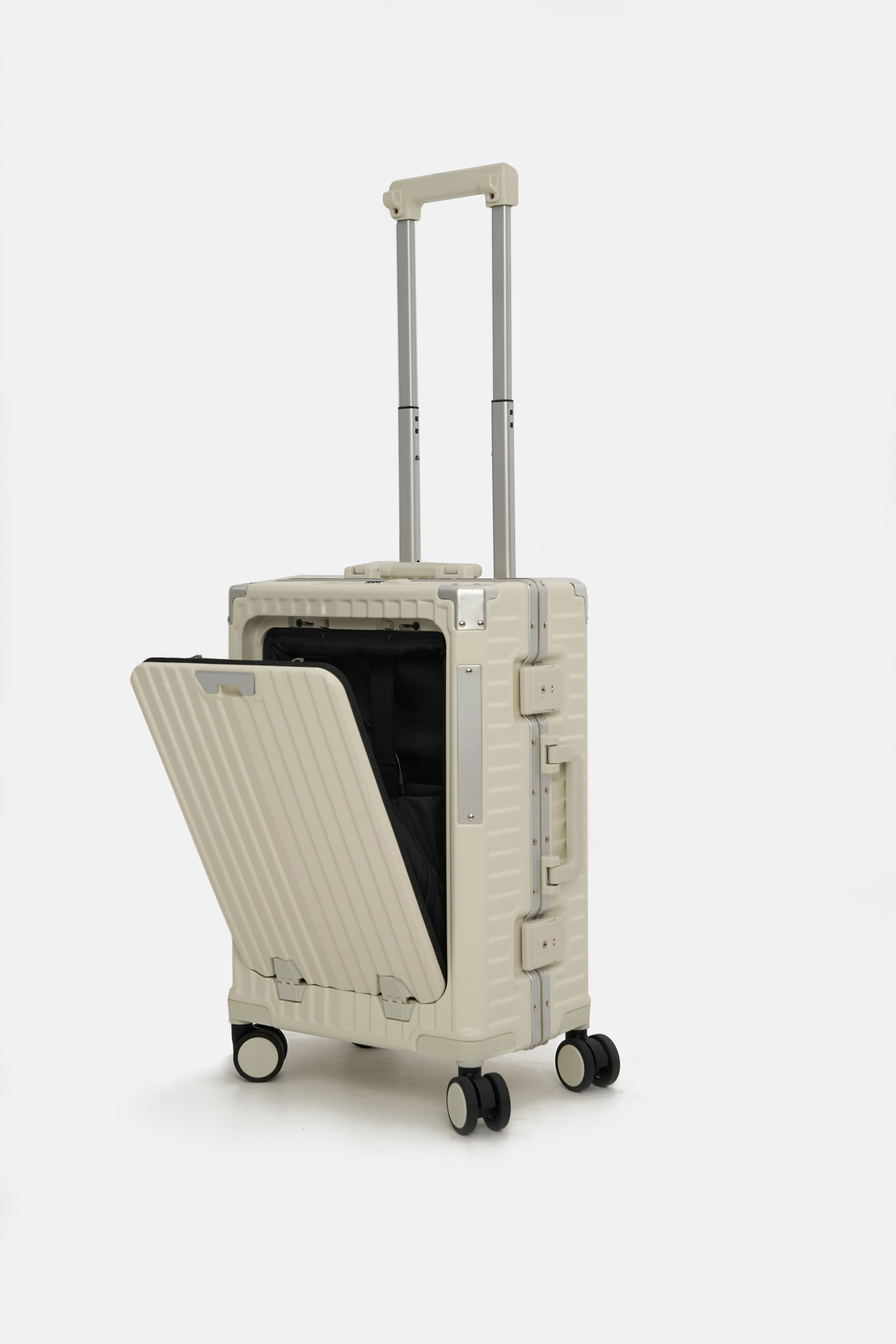 BOMOND. Портретный фотограф в Павлодаре Руслан Насыров