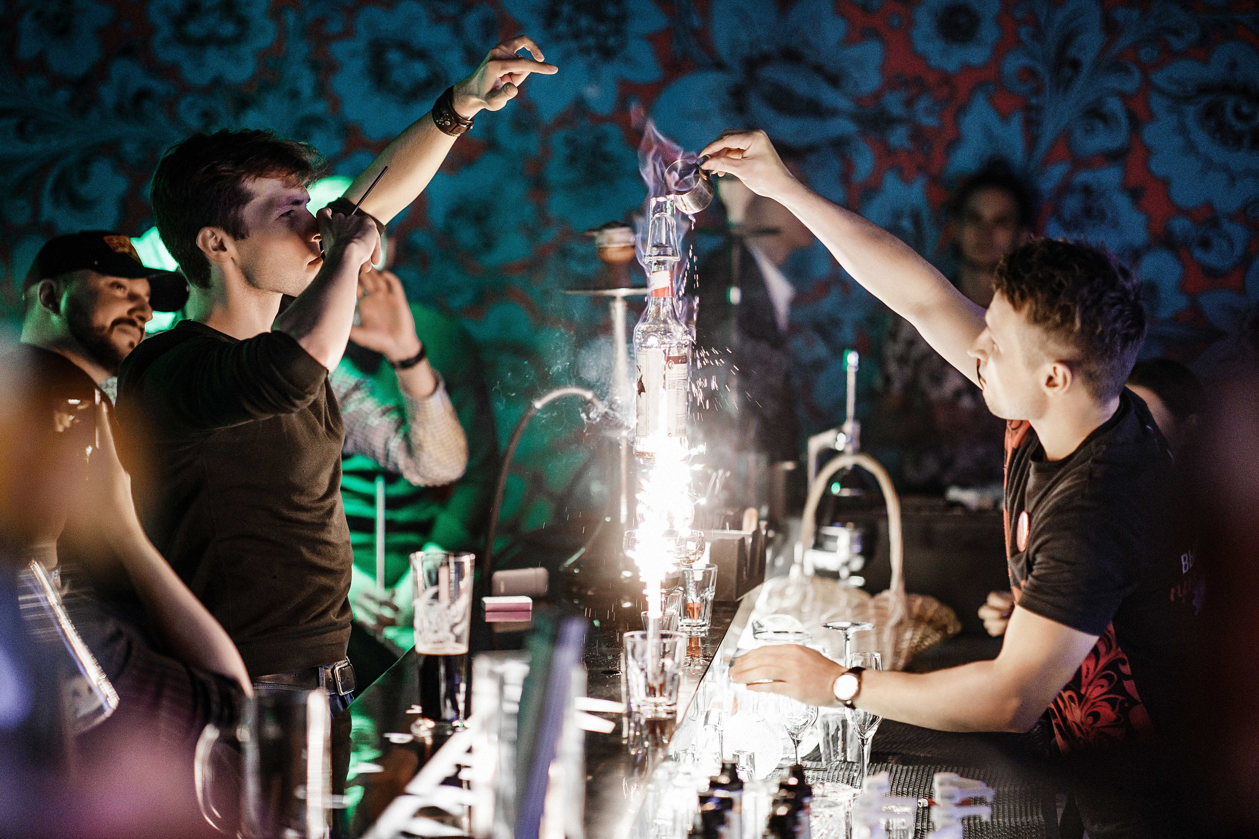 Клубы. Репортажный фотограф Григорий Козлов