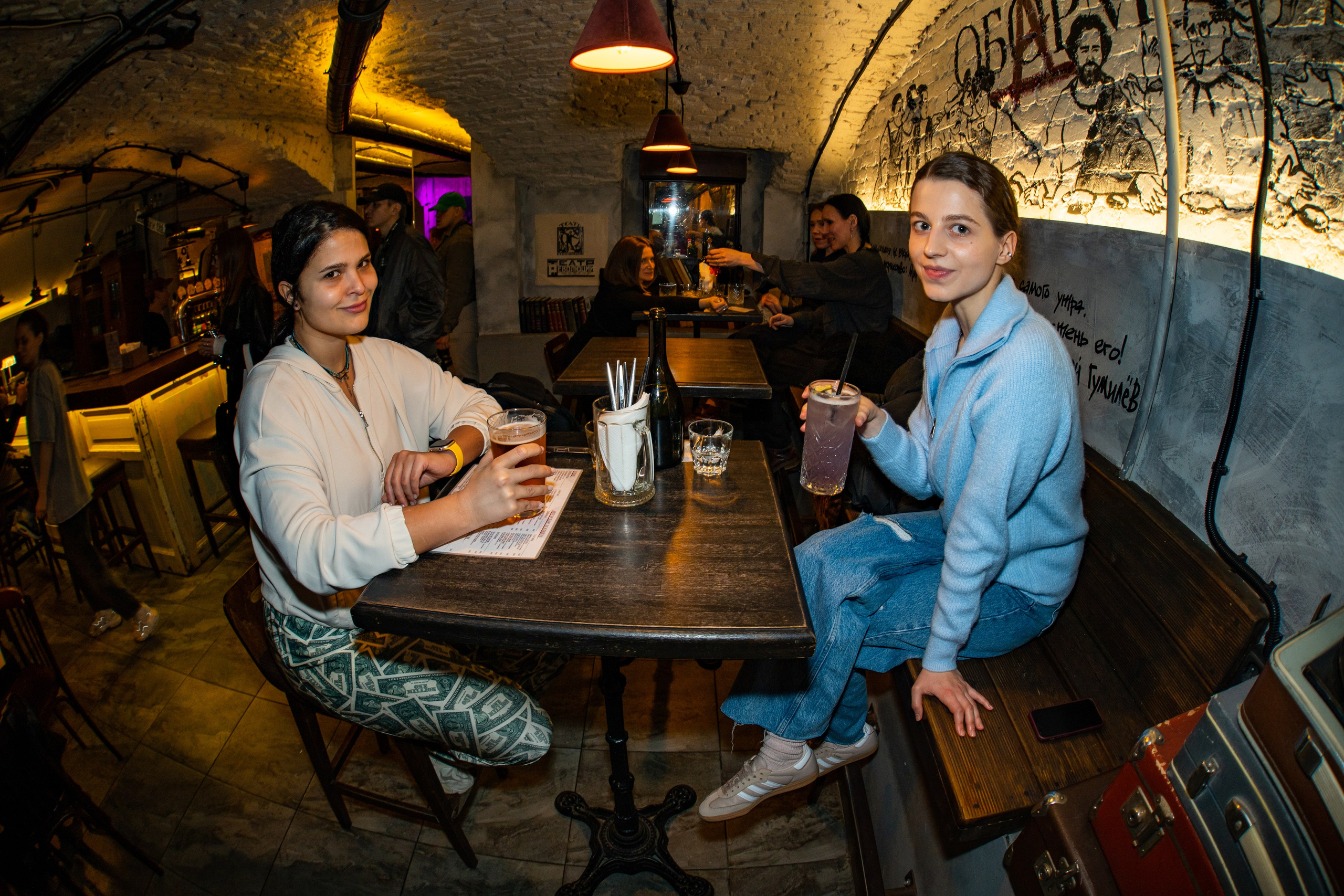 Гостевая смена Бара разбитых сердец в баре Обормоты. Концертный и репортажный фотограф в Санкт-Петербурге Слава Пахомов