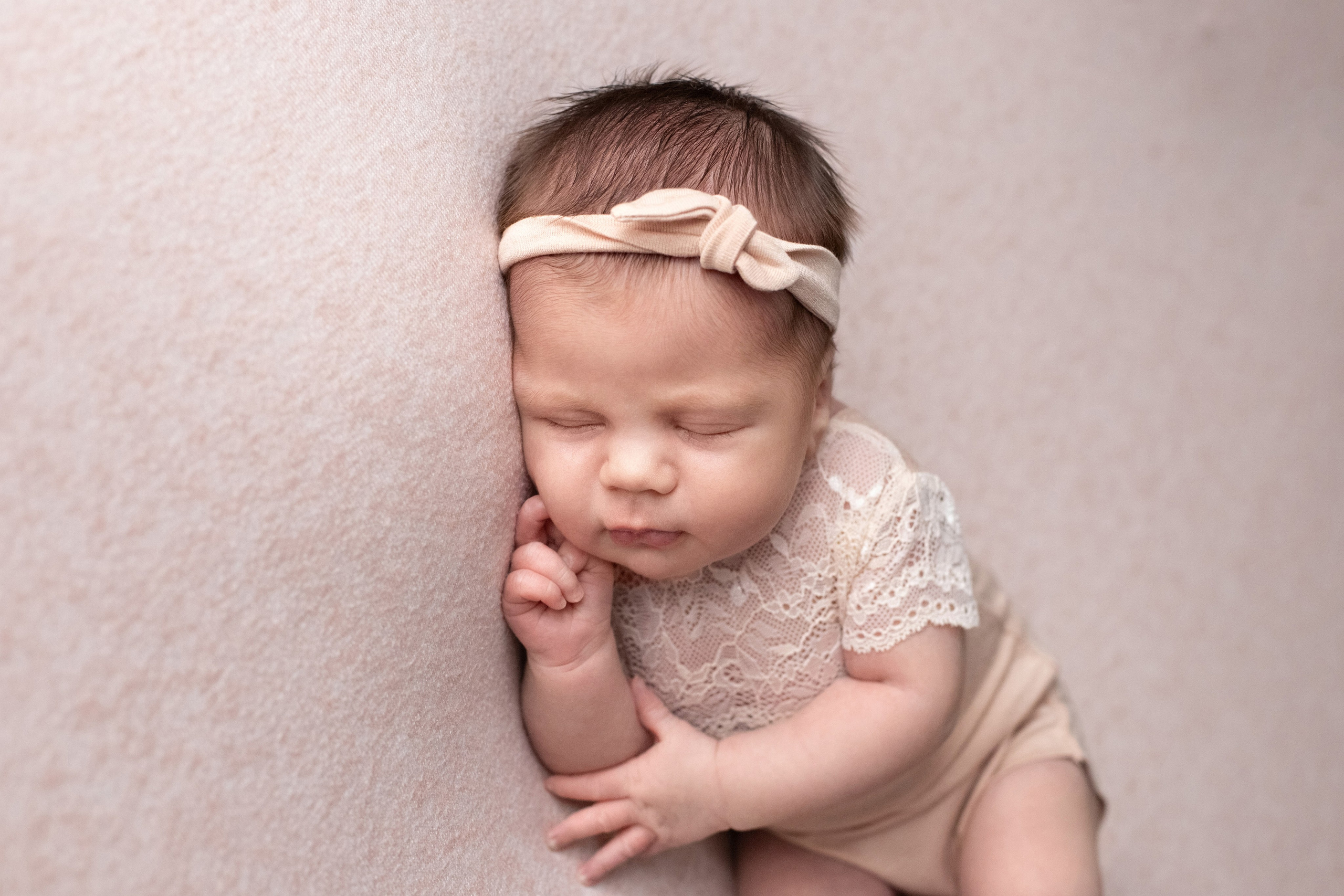 Оливия Итого. Фотограф новорожденных в Екатеринбурге Татьяна Продан