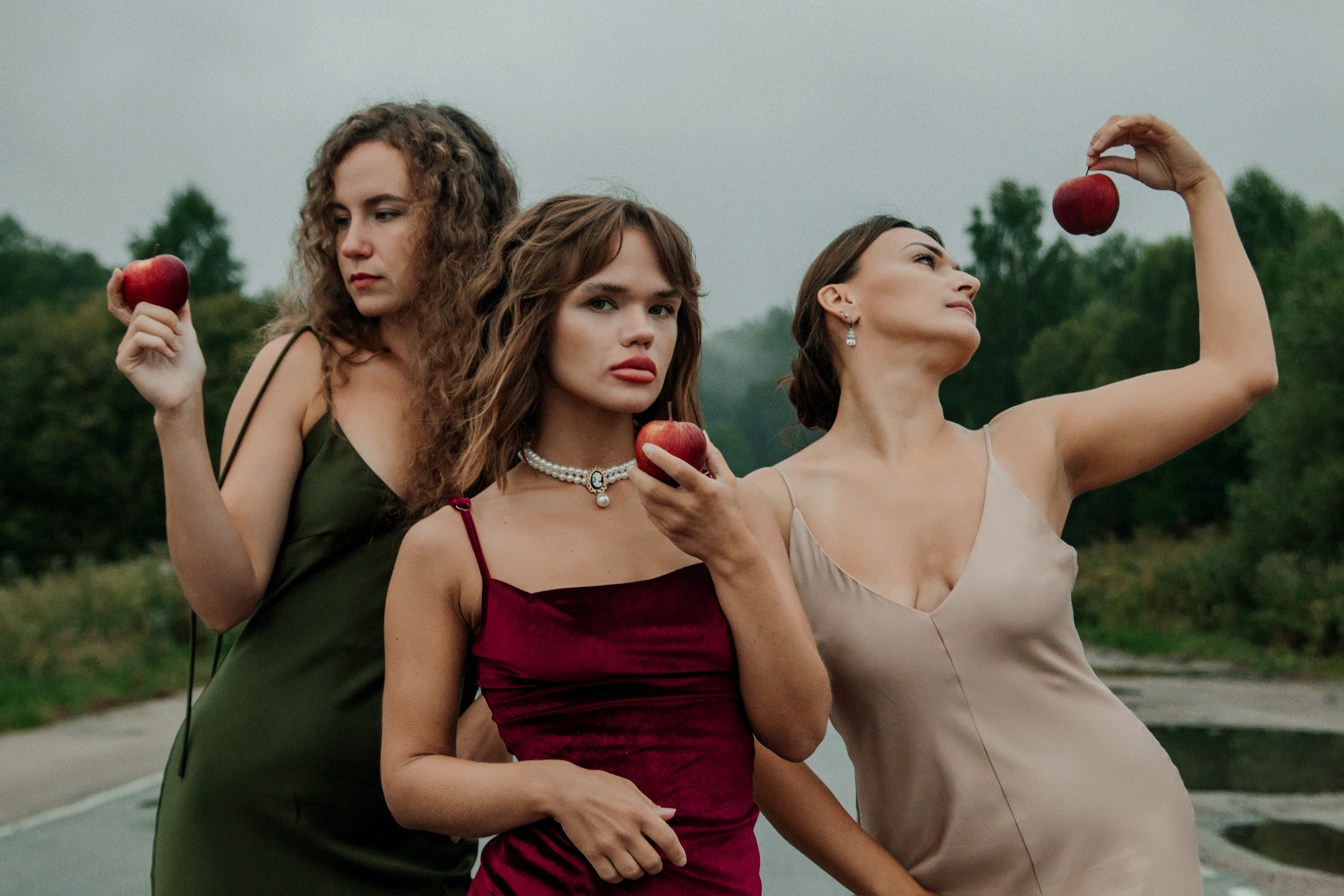 Настя & Оля & Настя. Свадебный и индивидуальный фотограф в Суворове Клюева Мария