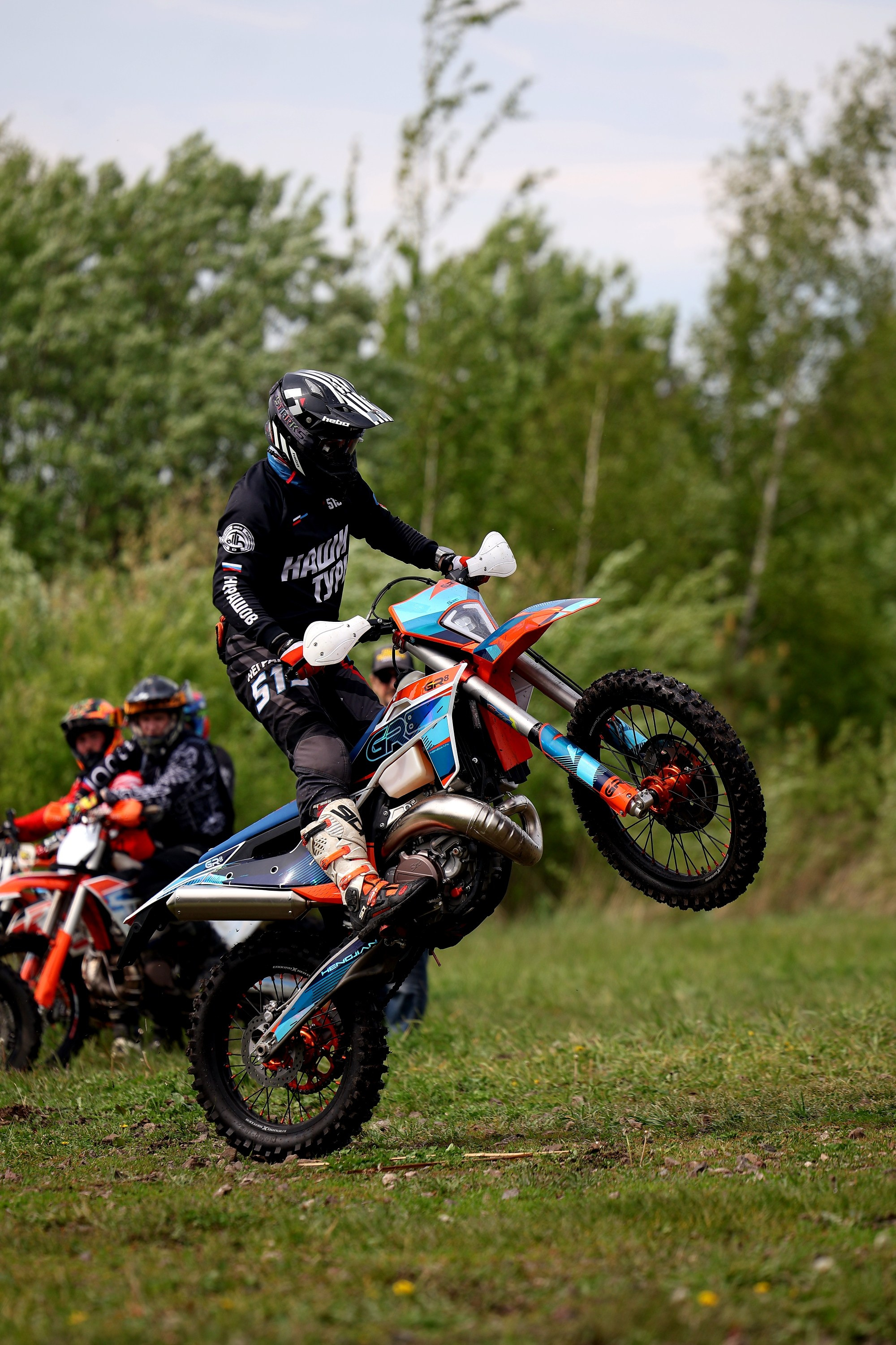 Тренировка по следам гонки ЭНДУРО РЕВОЛЮЦИЯ. Спортивный и репортажный фотограф Ермакова Светлана