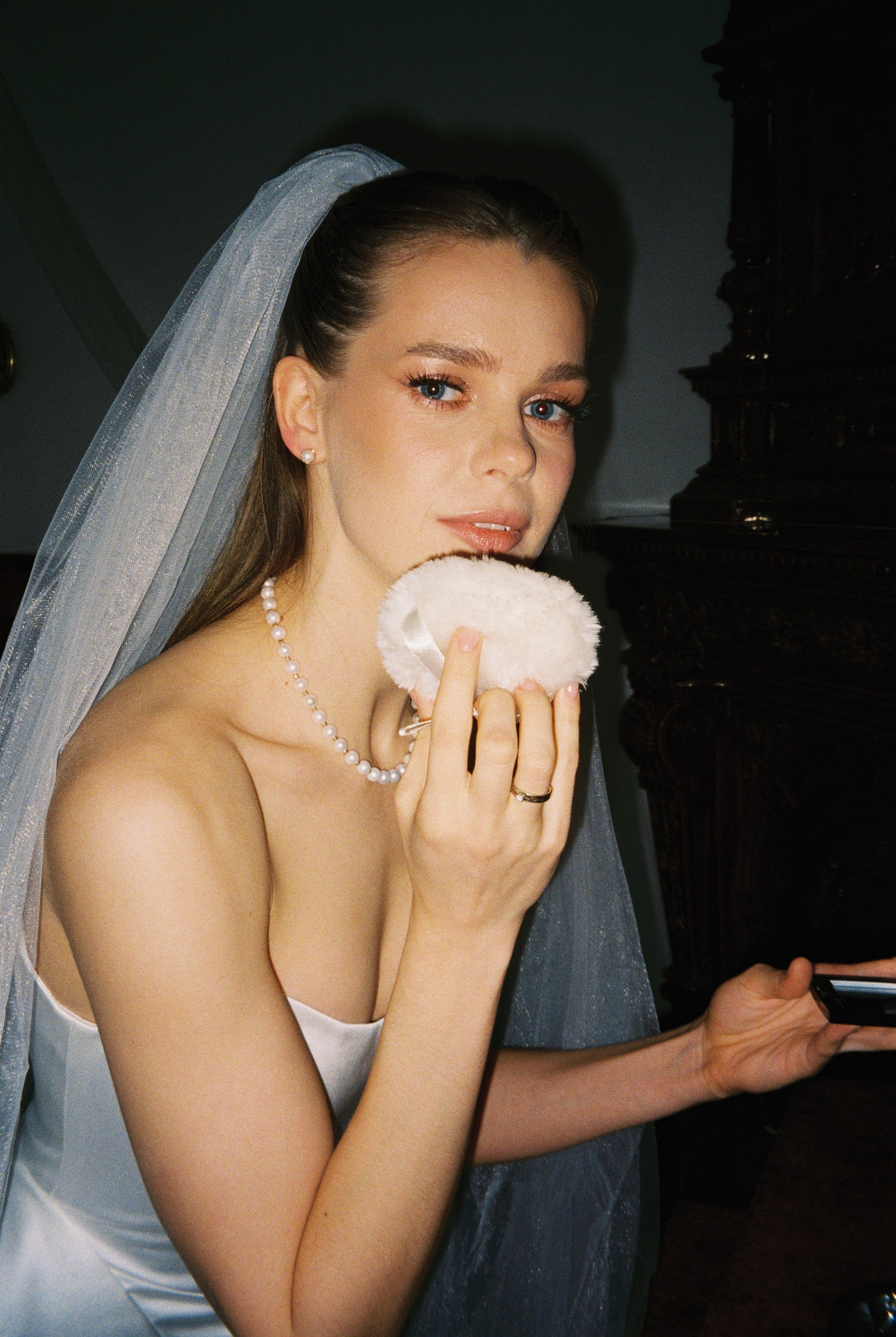 Свадебная фотосессия в винтажной студии. Свадебный фотограф в Москве Элина Ларченкова. Фото, которые цепляют