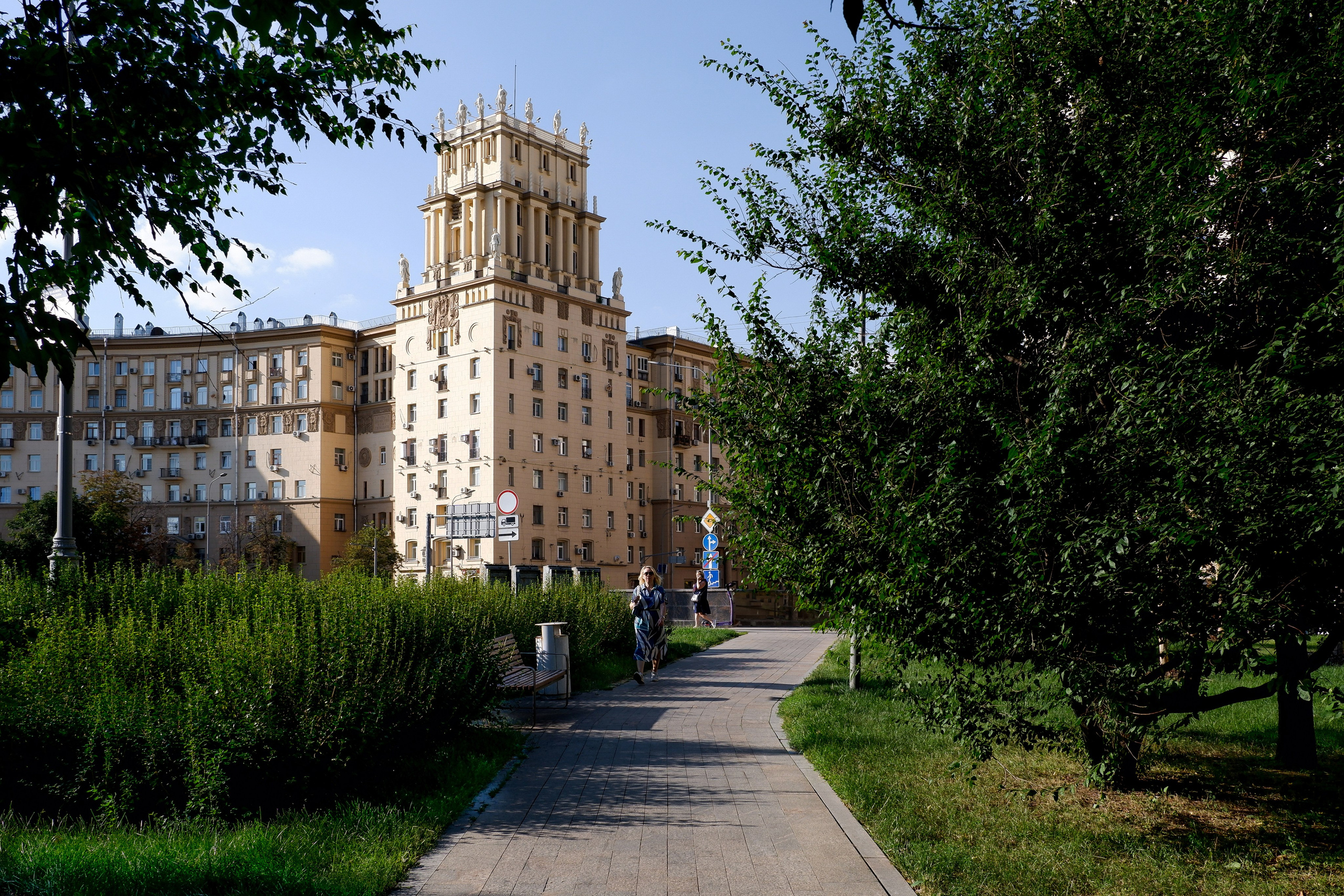 Благоустройство Ленинского проспекта. Михаил Мулач | Архитектурный фотограф