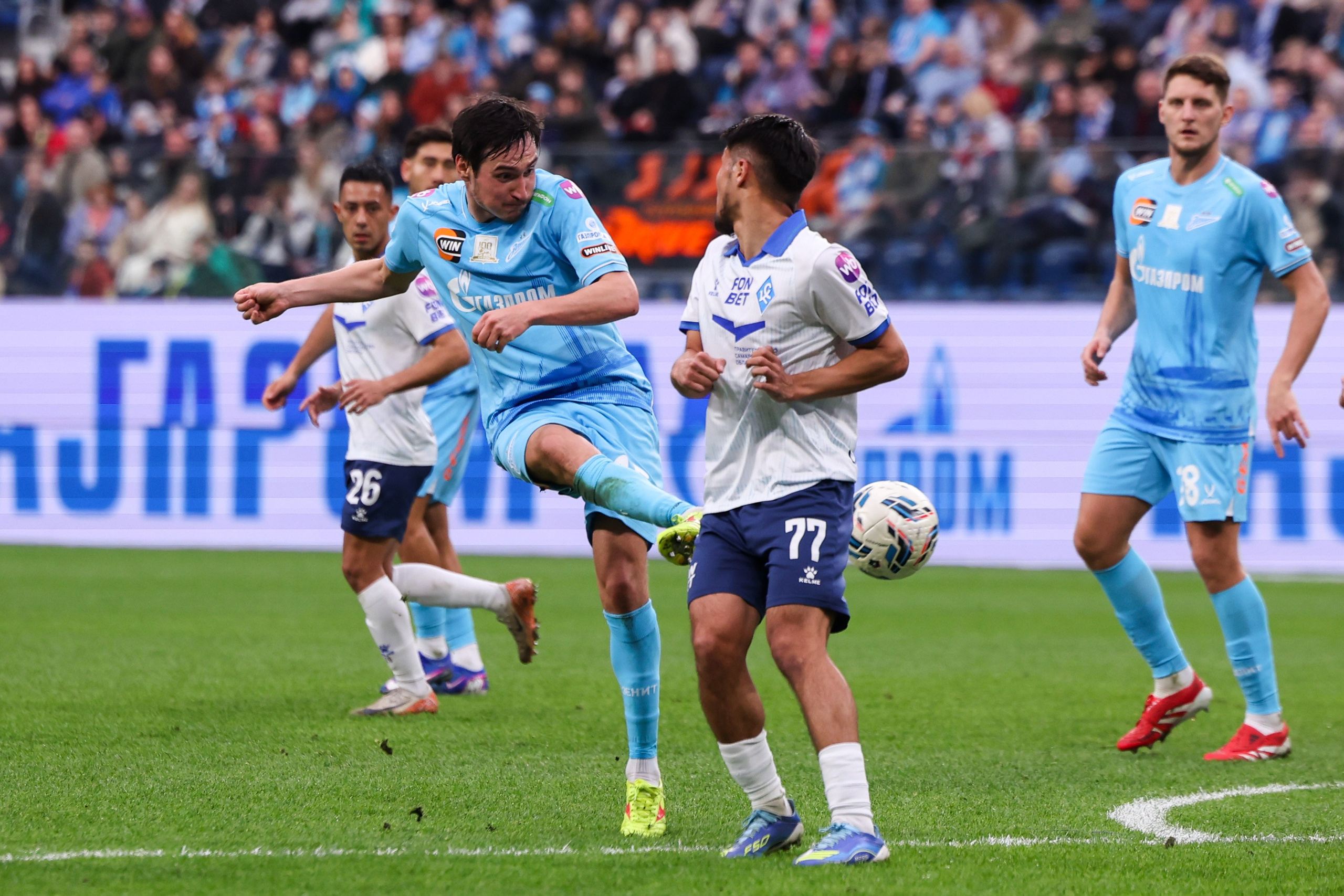 ФК «Зенит» — ФК «Крылья советов». Спортивный и репортажный фотограф Антон Тереханов