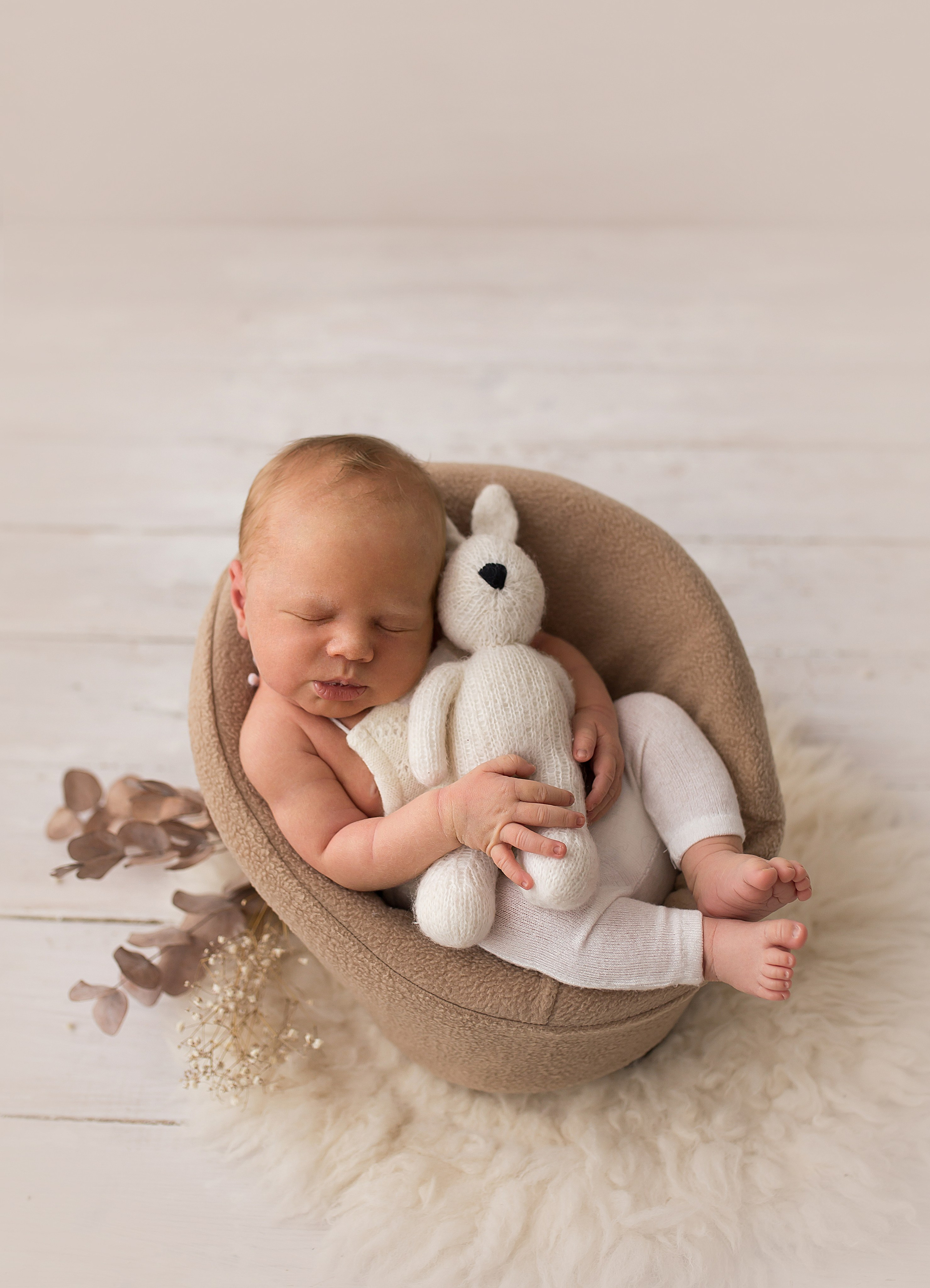 Фотосессия новорождённого. Фотограф новорождённых малышей и детский фотограф В Казани Лана Максим