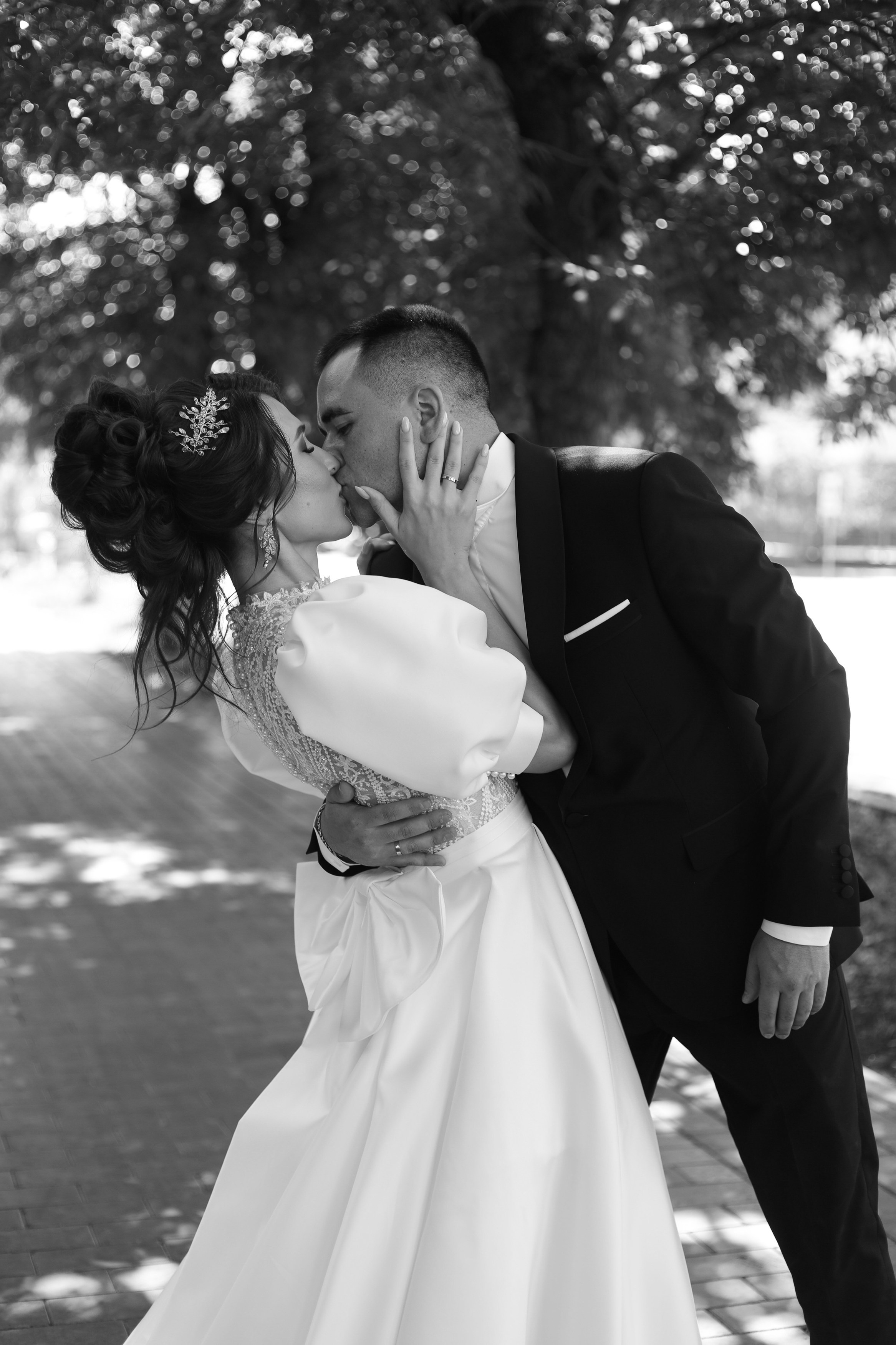 Свадебный фотограф Уфа — Руслан ГабдлисламовЖивые эмоции, красивые кадры, воспоминания на всю жизнь.Работаю по всей Республике Башкортоста. Свадебный фотограф Уфа Руслан Габдлисламов