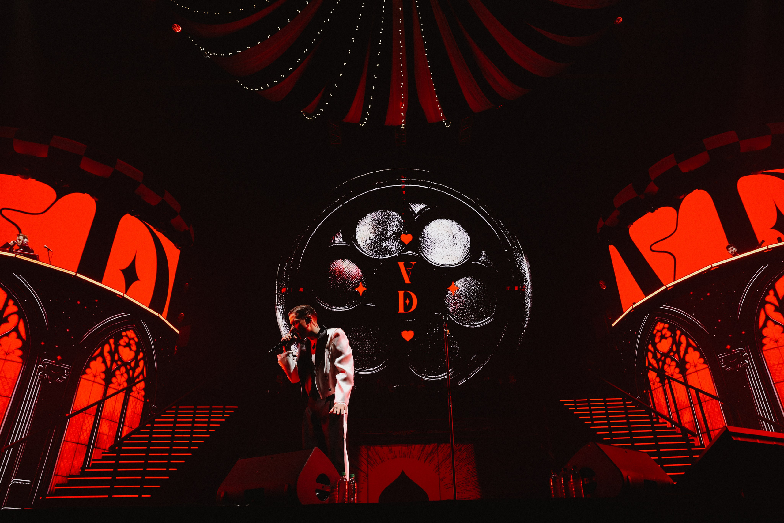 Концертная съёмка: эмоции и энергия в кадре. Профессиональный фотограф звезд, концертов и спортивных событий