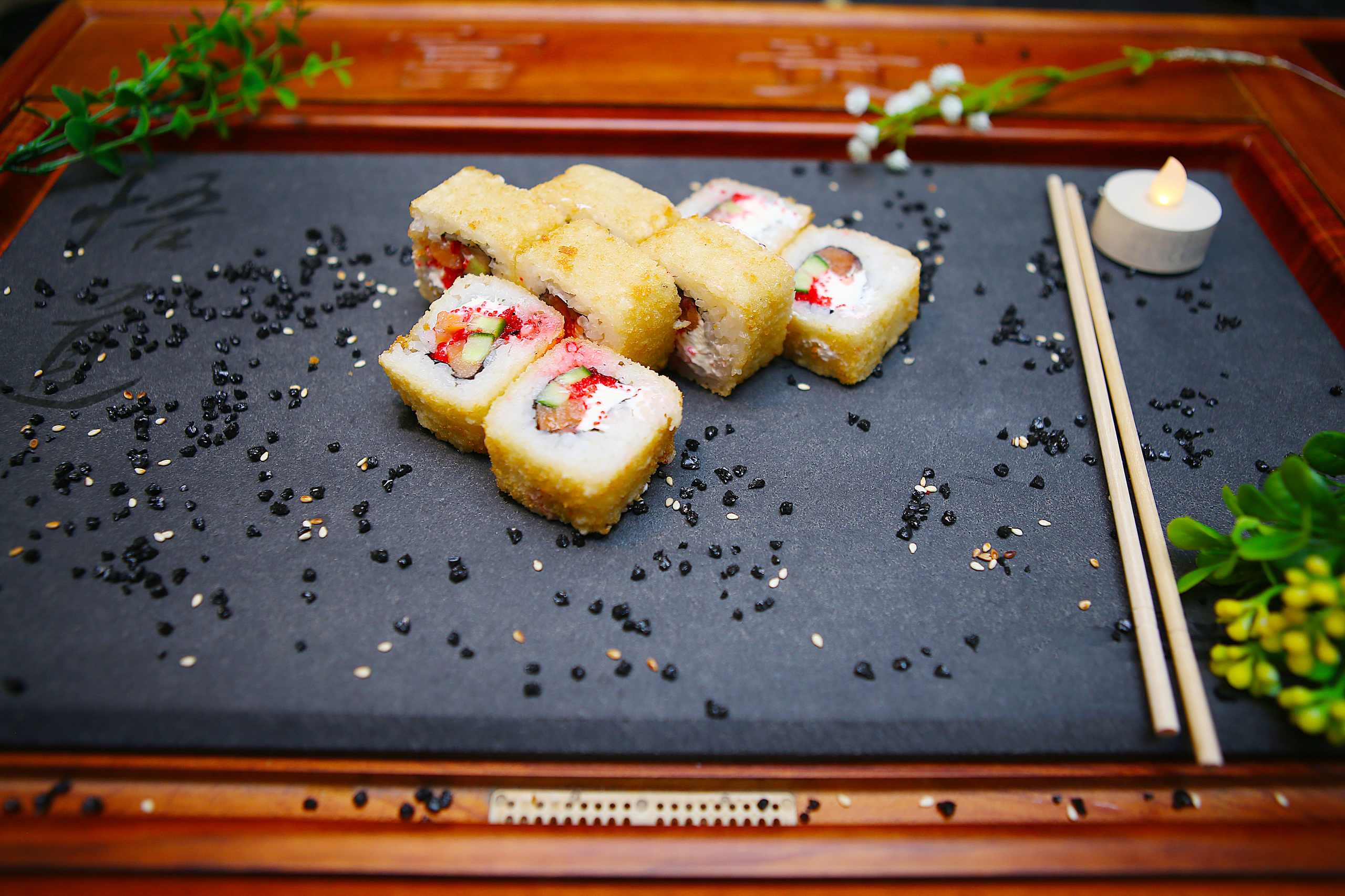 Ролы для Wild West. Свадебный и предметный фотограф Ренат Каламперов