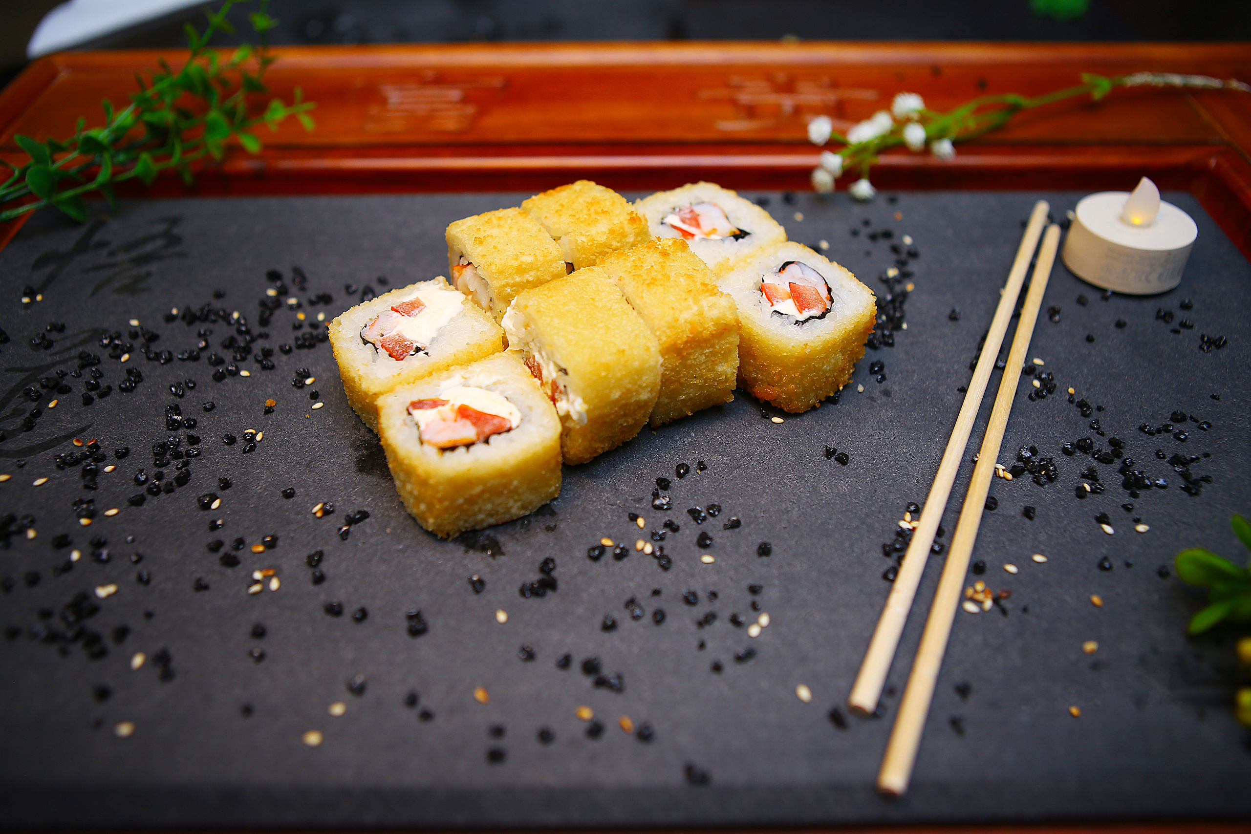 Ролы для Wild West. Свадебный и предметный фотограф Ренат Каламперов