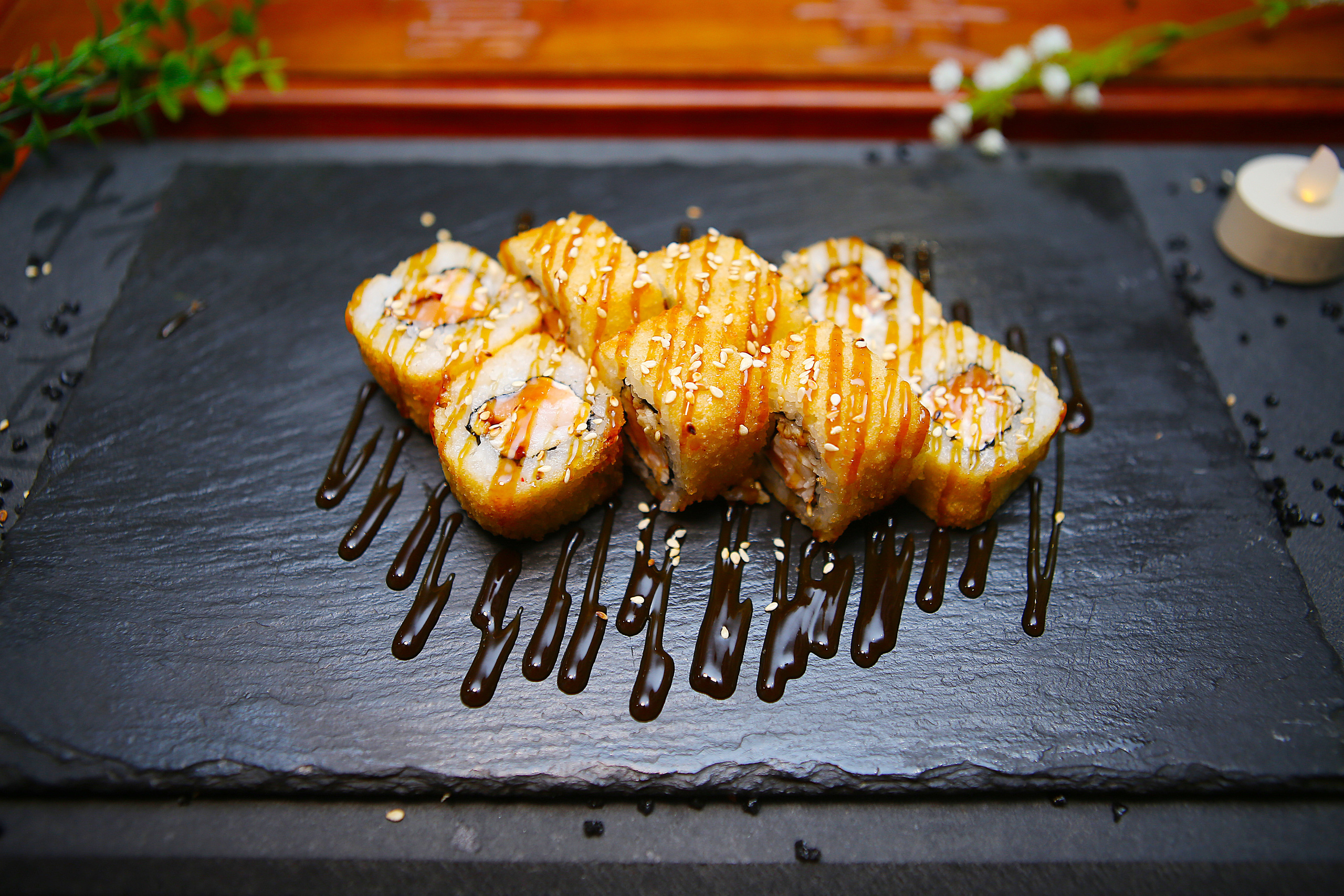 Ролы для Wild West. Свадебный и предметный фотограф Ренат Каламперов