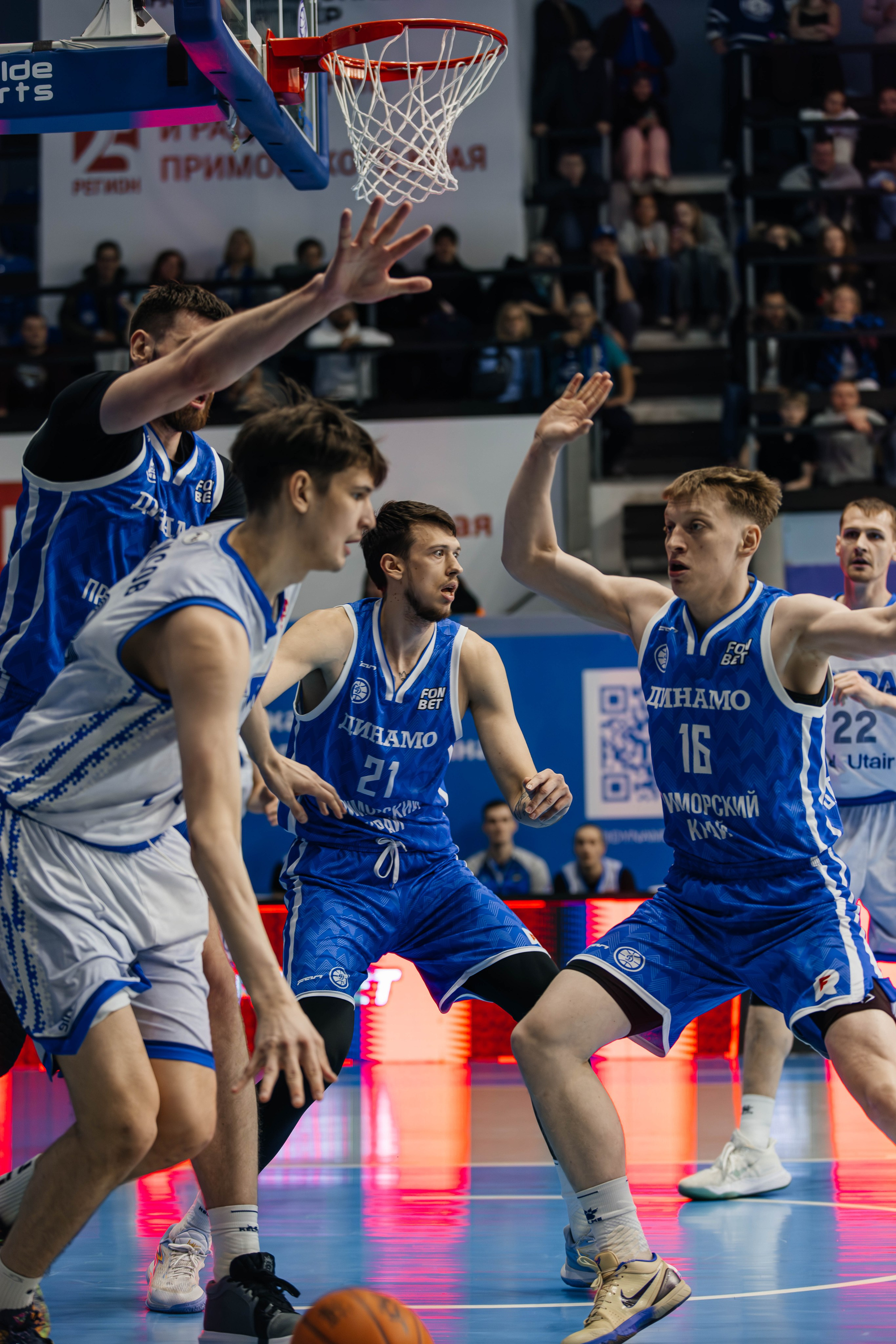 Баскетбол — Динамо. Репортажный и свадебный фотограф во Владивостоке Максим Цой