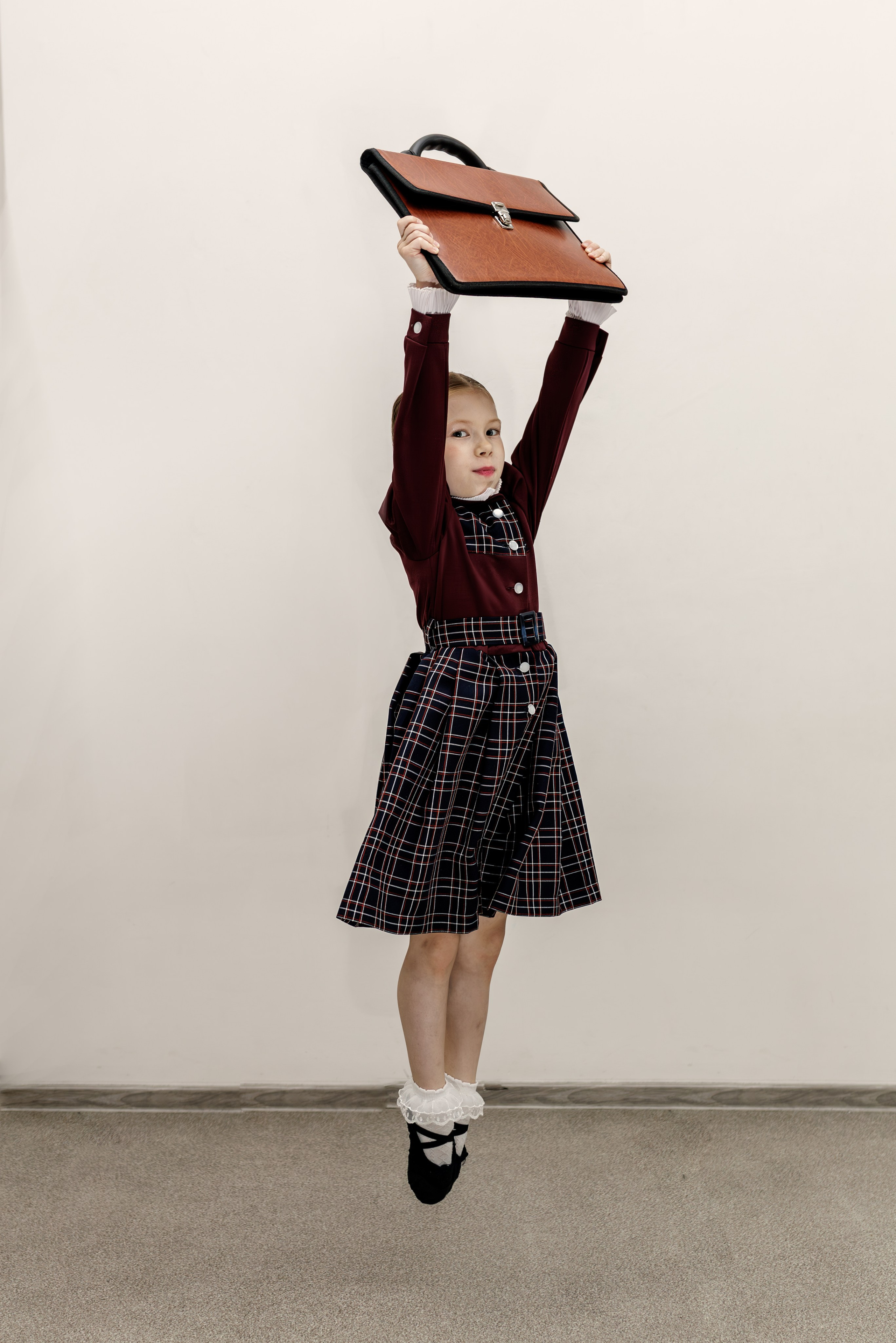 Гимназистки. Фотограф Марина Кушпилева. Омск, Москва