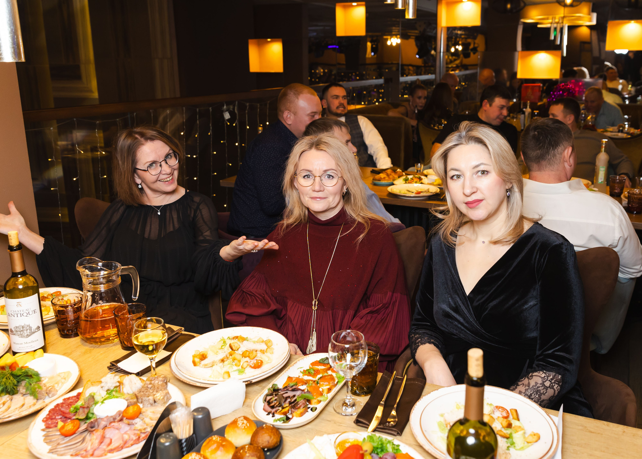 Предновогодка кипарис 2025. ФОТОГРАФ ВИНОГРАДОВА ДАРЬЯ