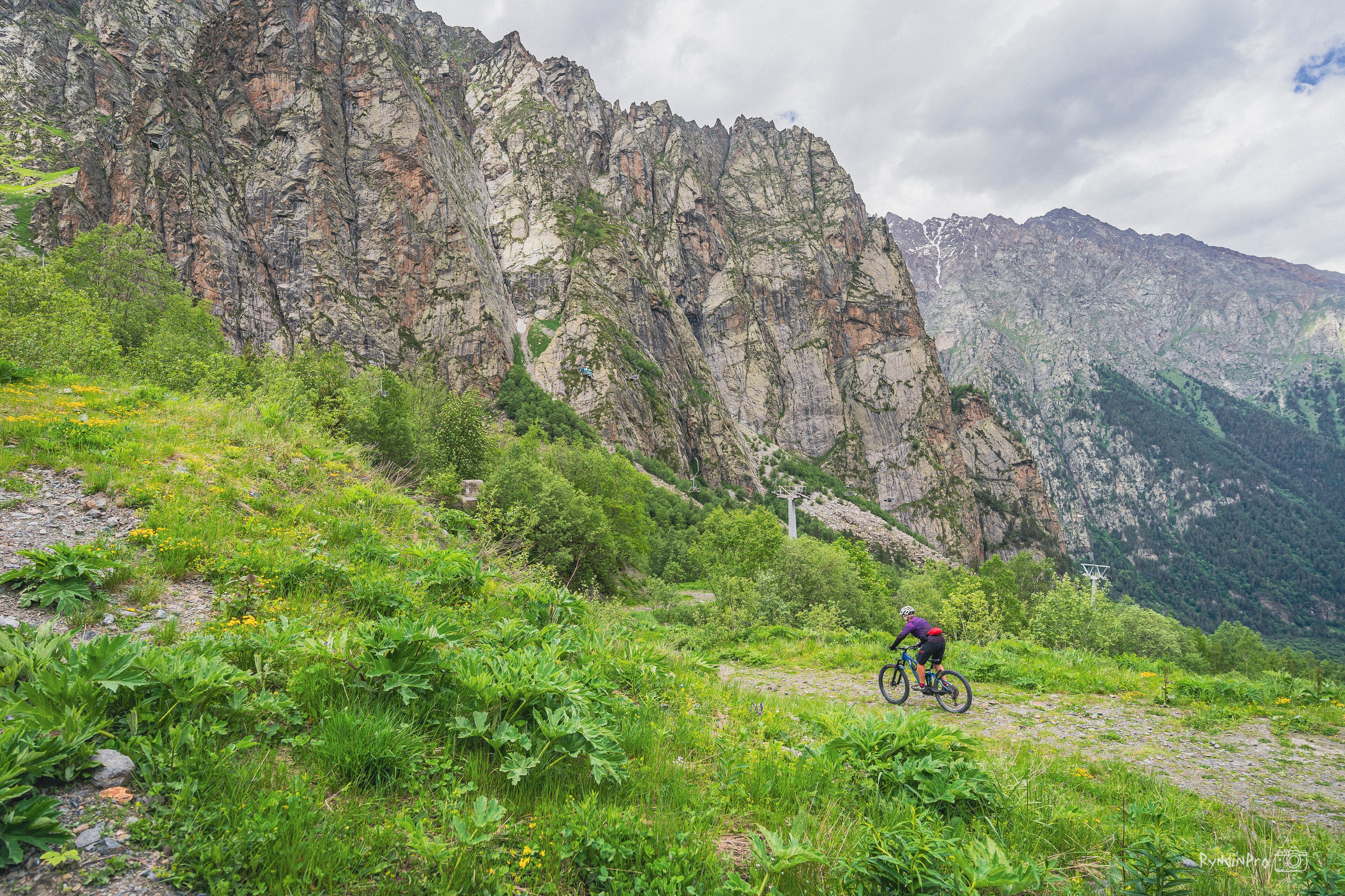 Велотур Осетия 16.06.2024 Ковальтур. Репортажный фотограф в Краснодаре Рындин Дмитрий