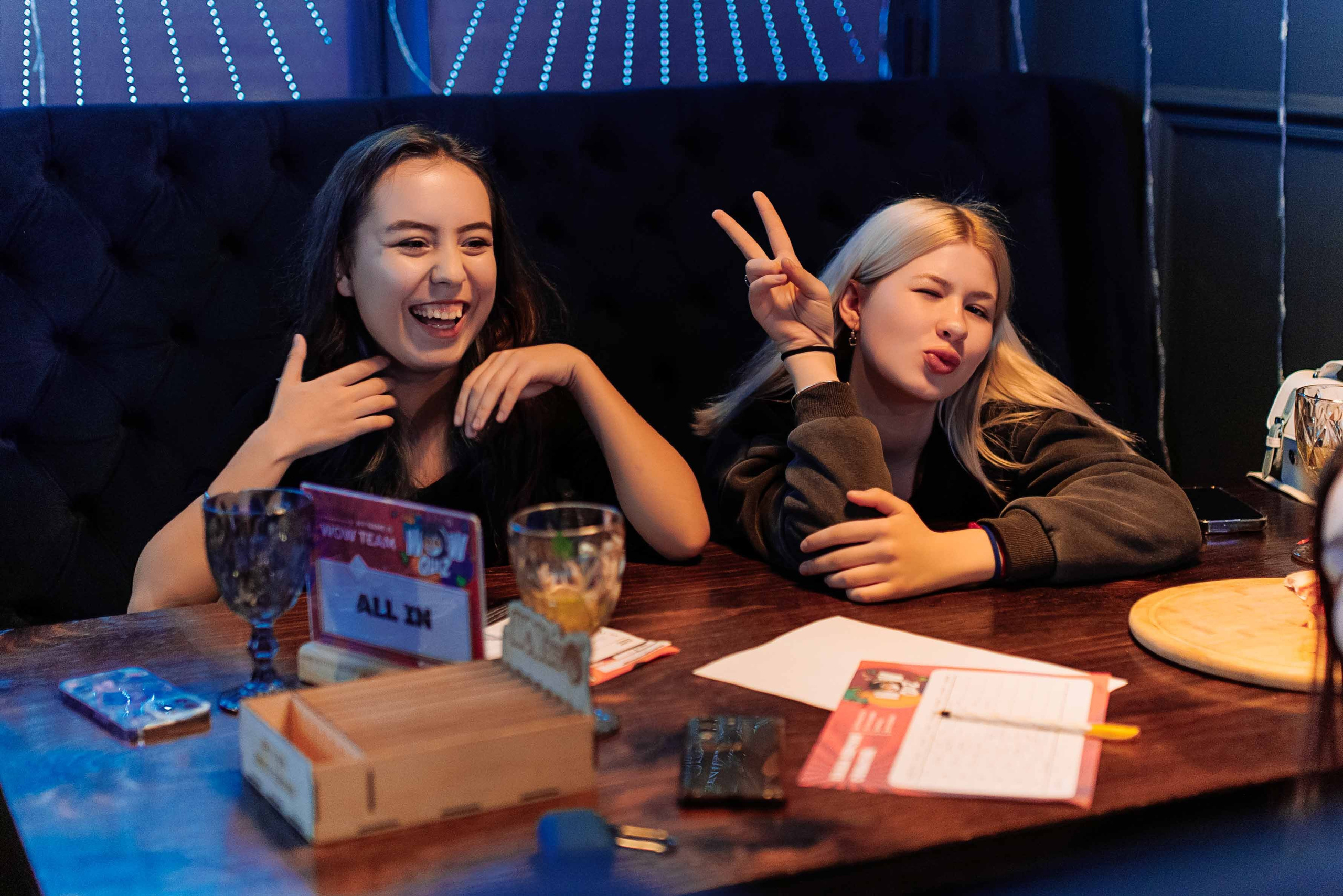 Эйнштейн Party