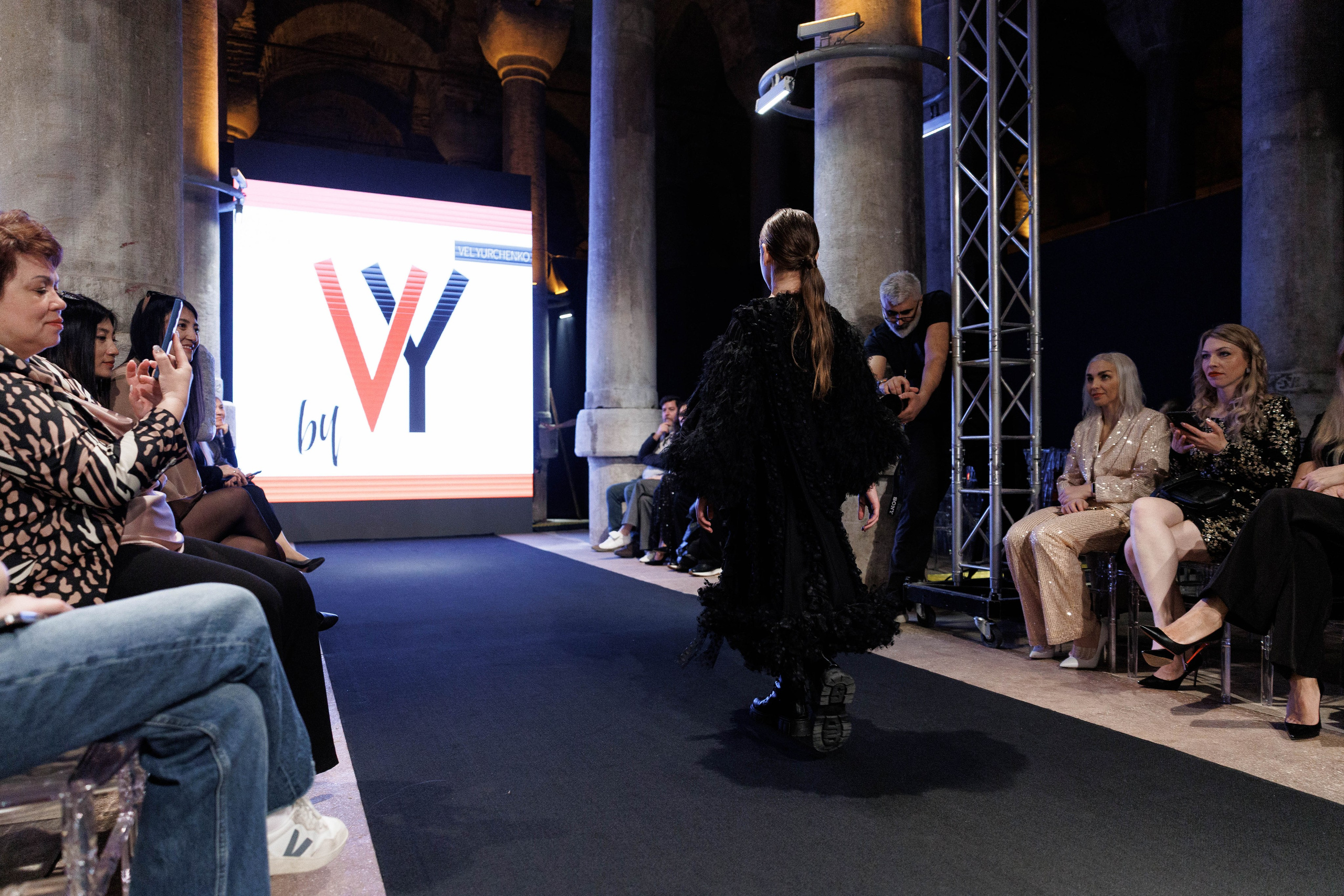 IFB-показ. About