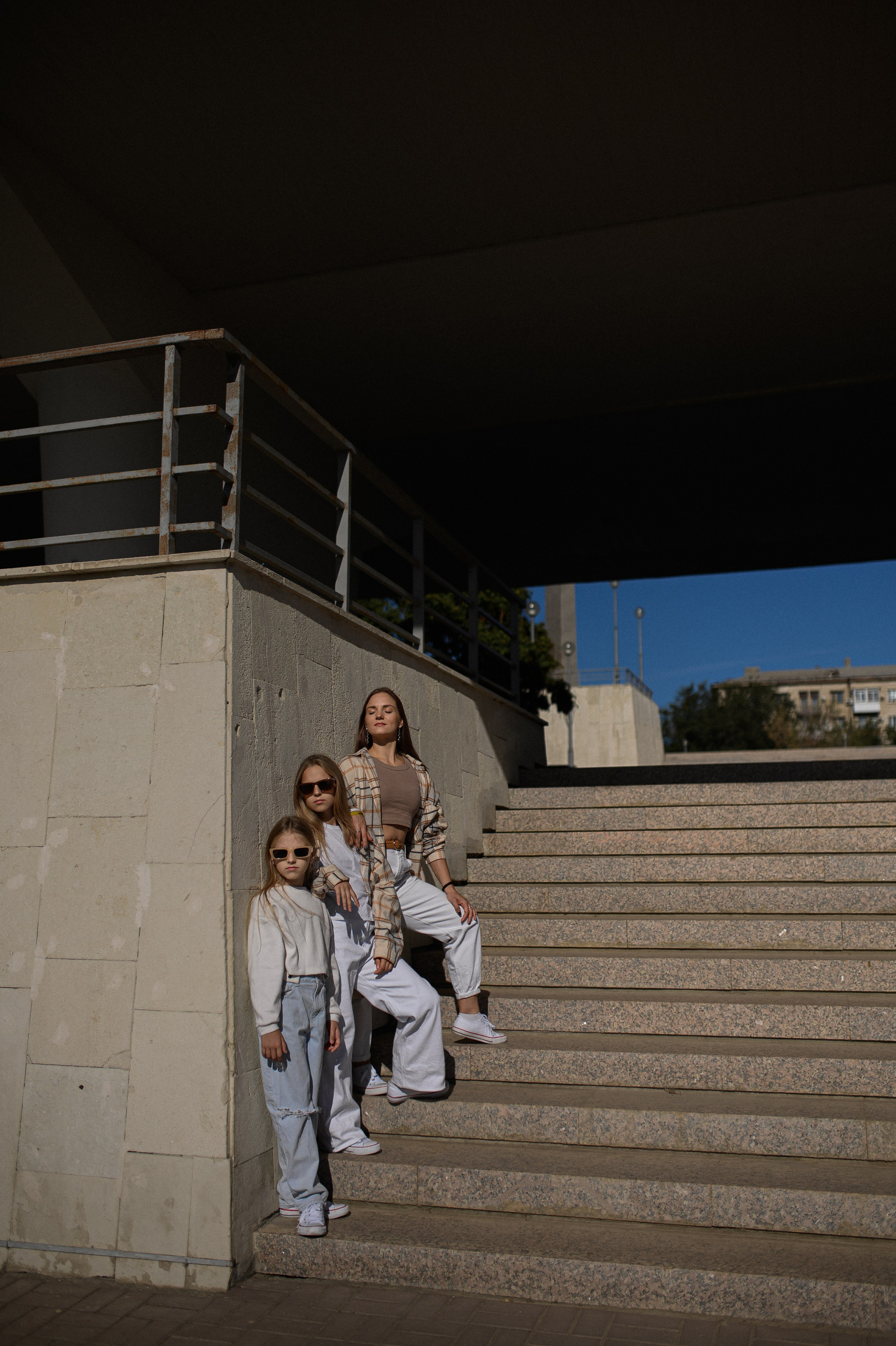 Марина и девочки. Www.ostermiller.ru