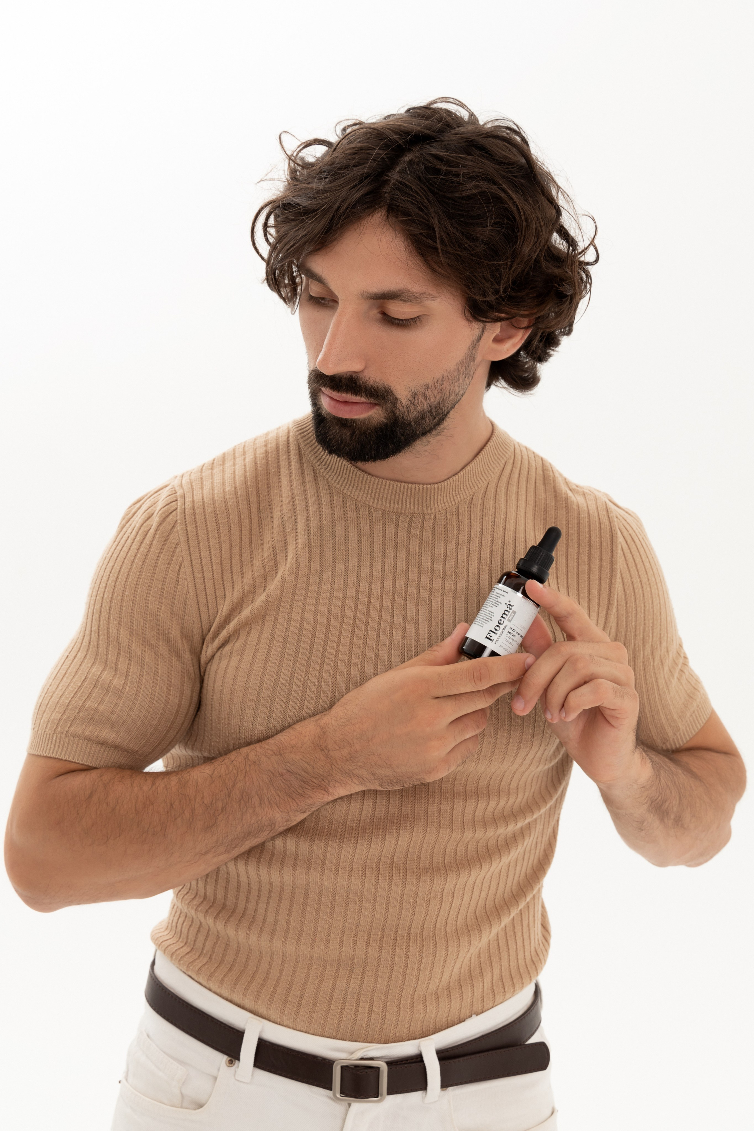 FLOEMA. Фотограф для брендов из Санкт-Петербурга Элина Каспаравичюс