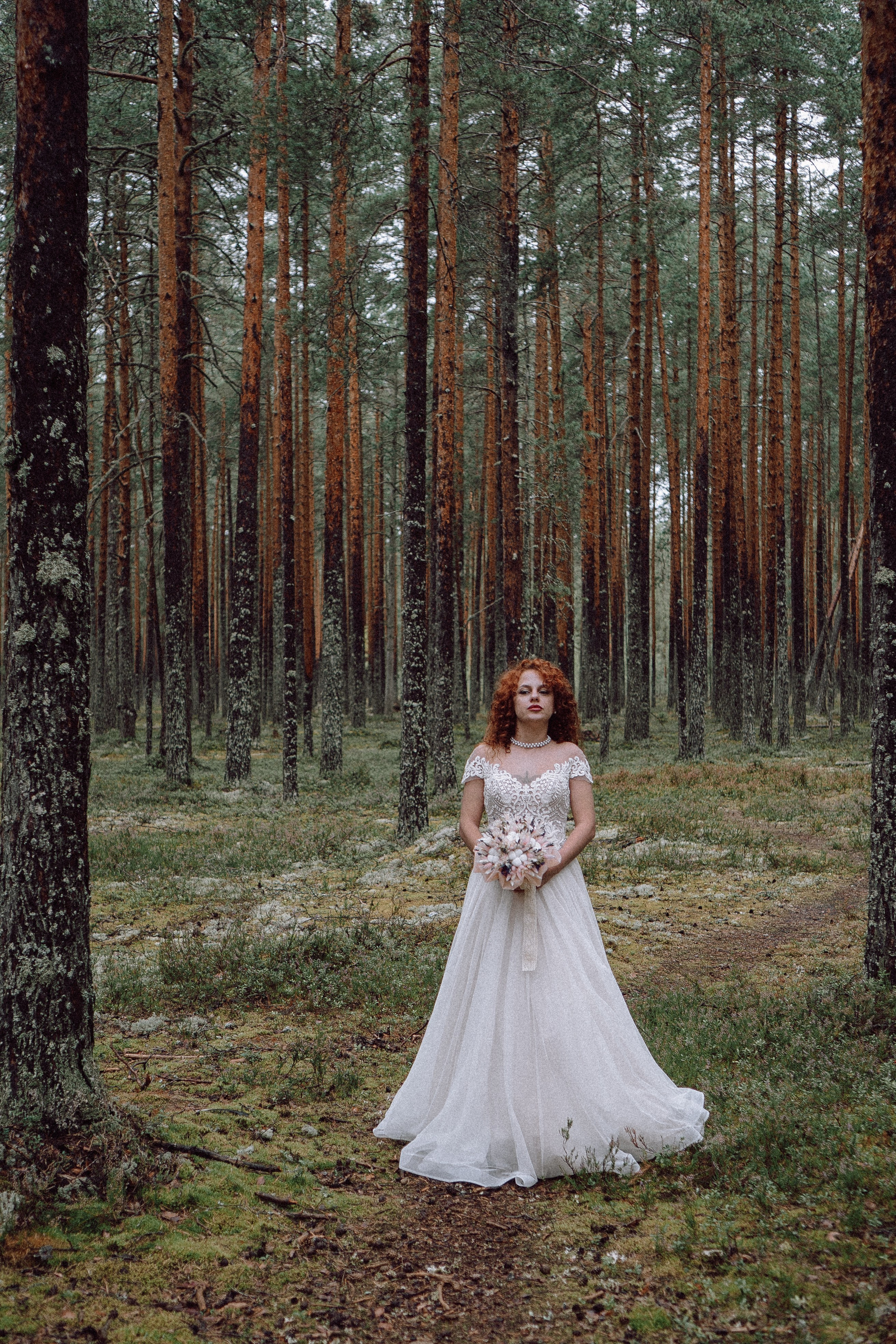 СВАДЕБНАЯ ФОТОСЕССИИЯ ПАРЫ В ГОРОДЕ ПРИОЗЕРСК В СОСНОВОМ ЛЕСУ И С ПИКАПОМ. Профессиональный фотограф, Санкт-Петербург — Виктория Богомолова