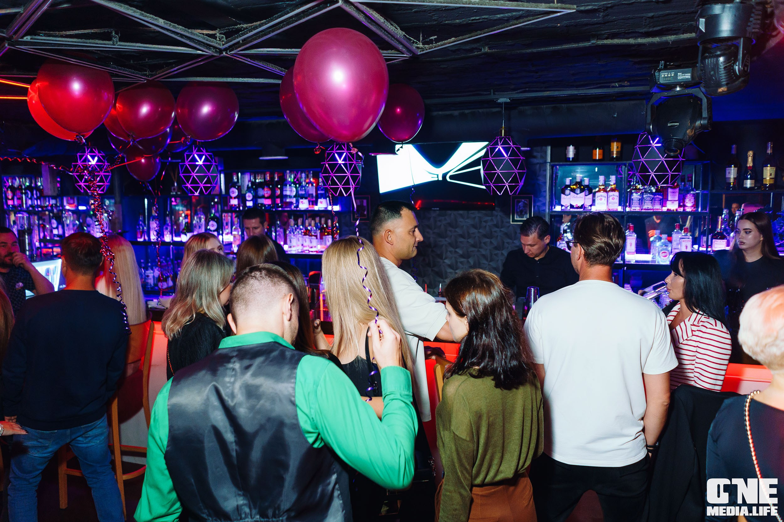 Фоторепортаж из Secret bar. One Media Life: фоторепортажи, фотоотчеты с мероприятий и заведений