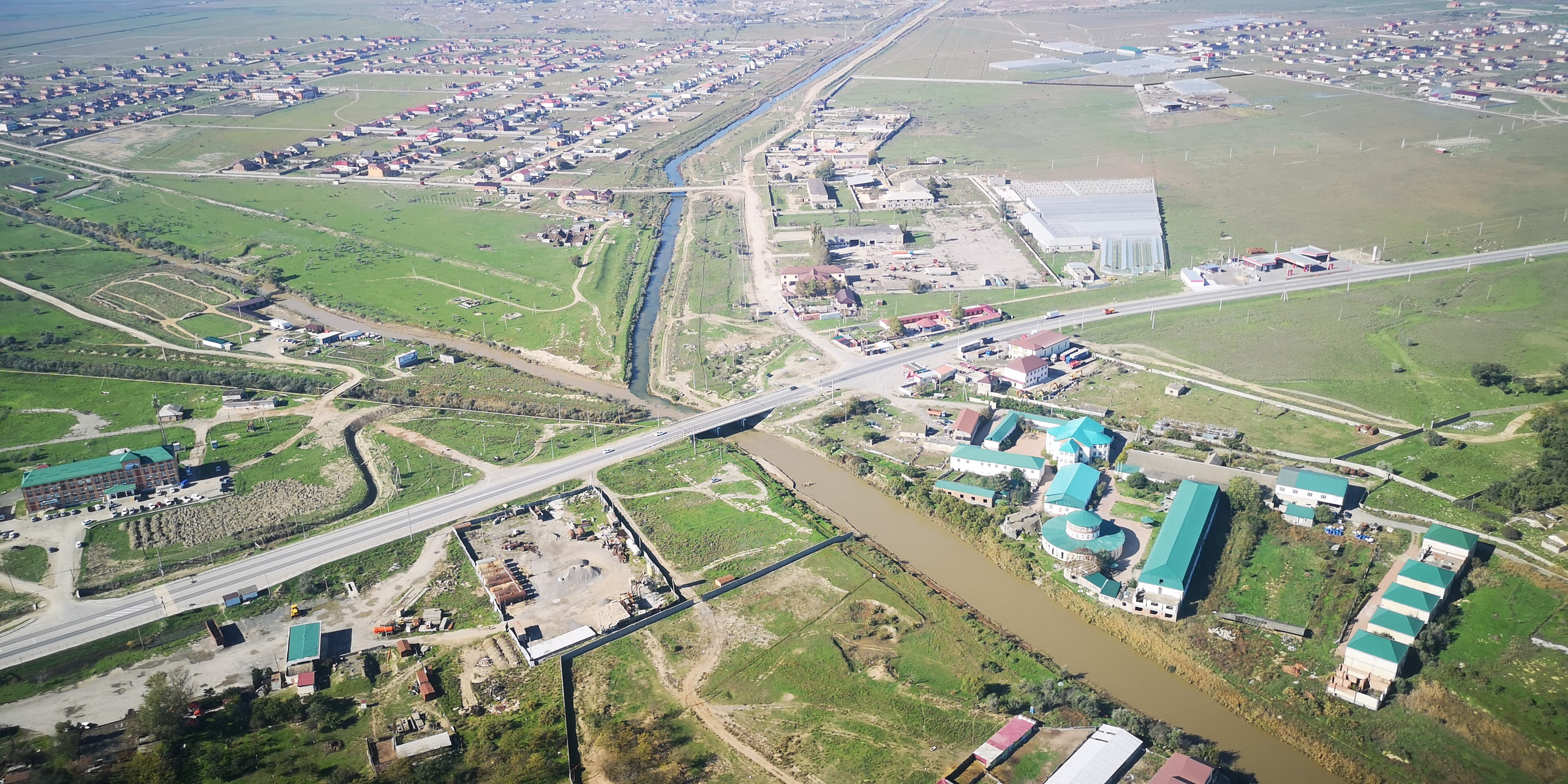 Каспийское море (наука на Ла-8) (2021 г.). Фотоальбом показывающий увлекательный мир авиации и мир медведей Андрея Иванова
