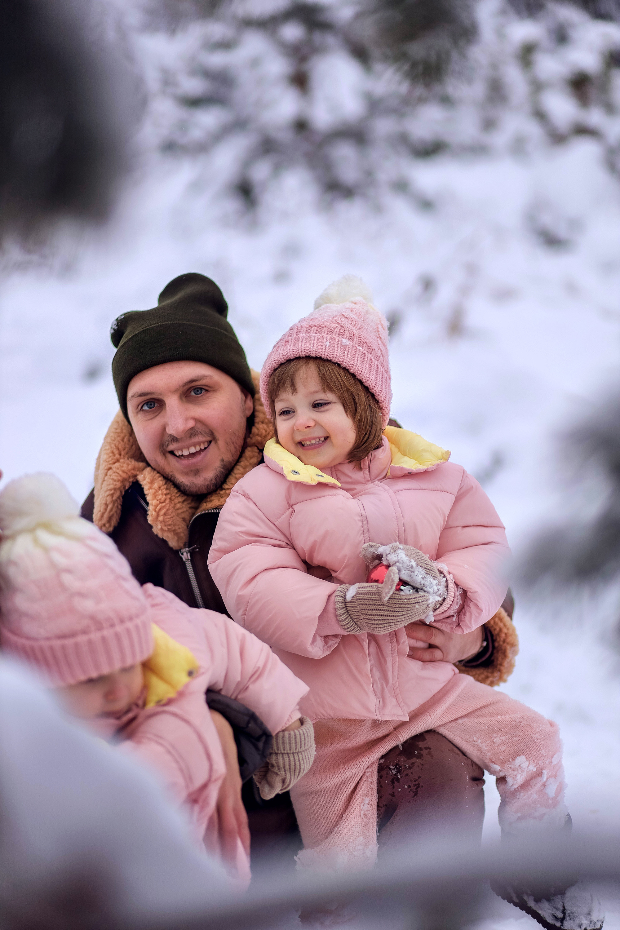 Зимняя съёмка в лесу для Олеси и её семьи. Детский и семейный фотограф в Твери Ольга Крестьянинова