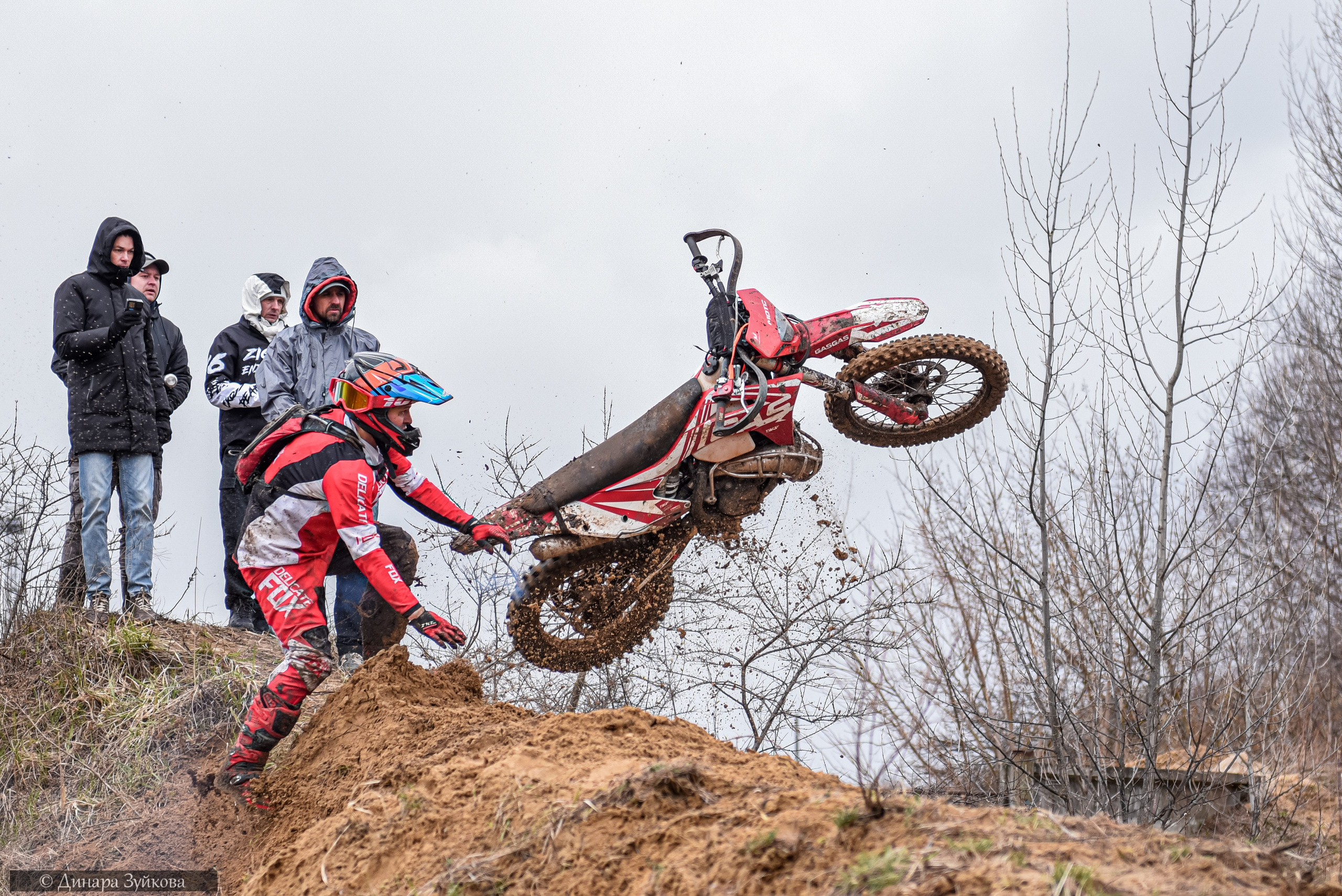На Местности. 1 этап. Мотофотограф в Нижнем Новгороде Динара Зуйкова