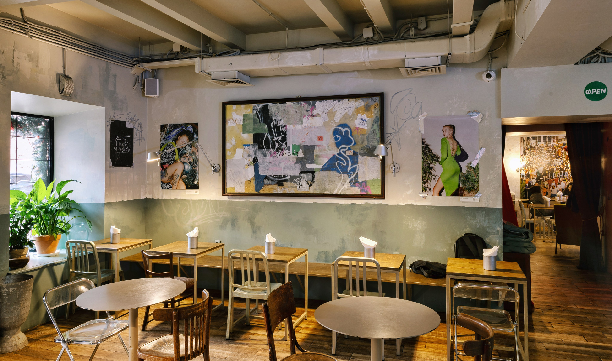 Party like a Moscow EXHIBITION Oliv Pizza 🍕. Портретный и ивент-фотограф в Москве