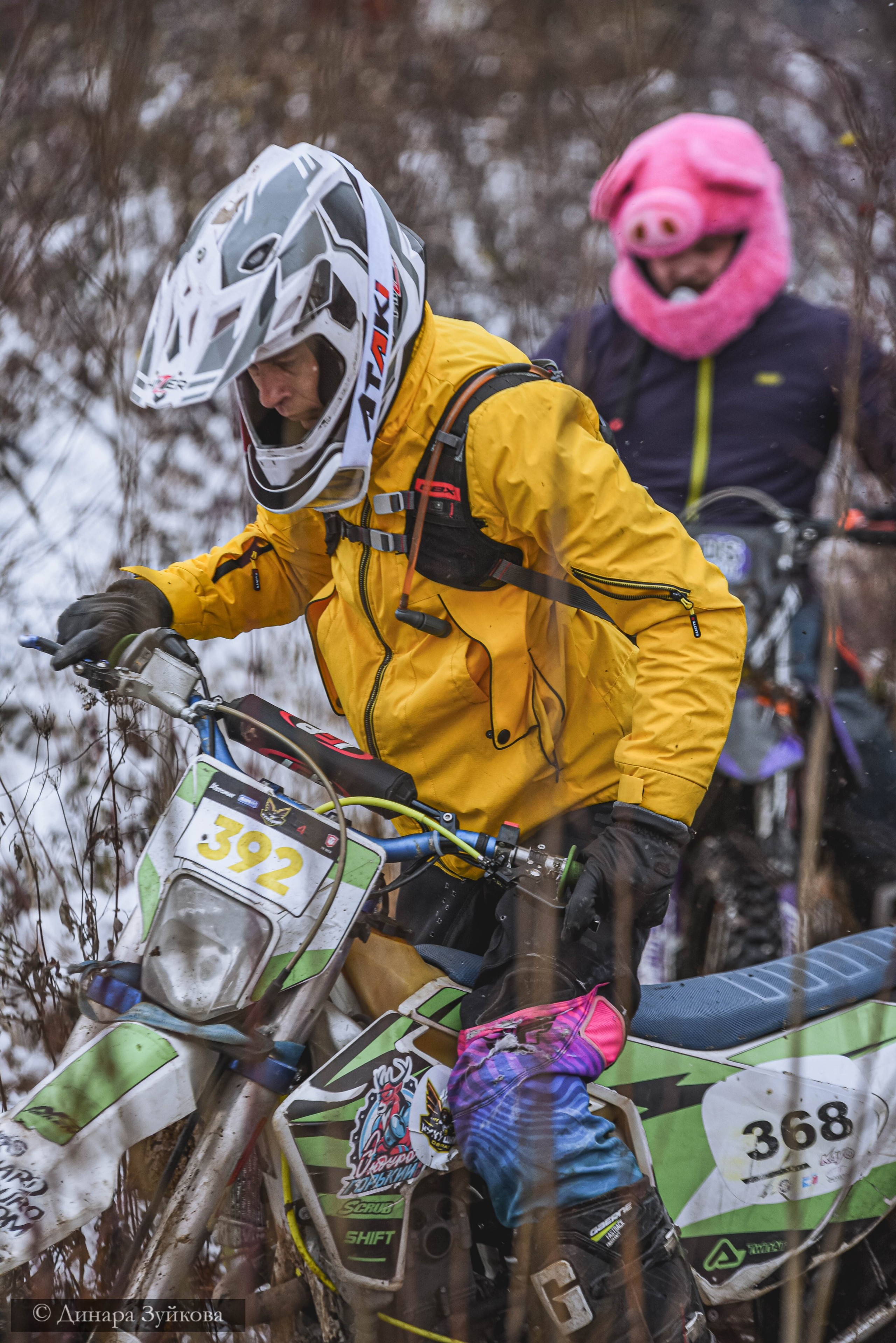 «На местности». Мотофотограф в Нижнем Новгороде Динара Зуйкова