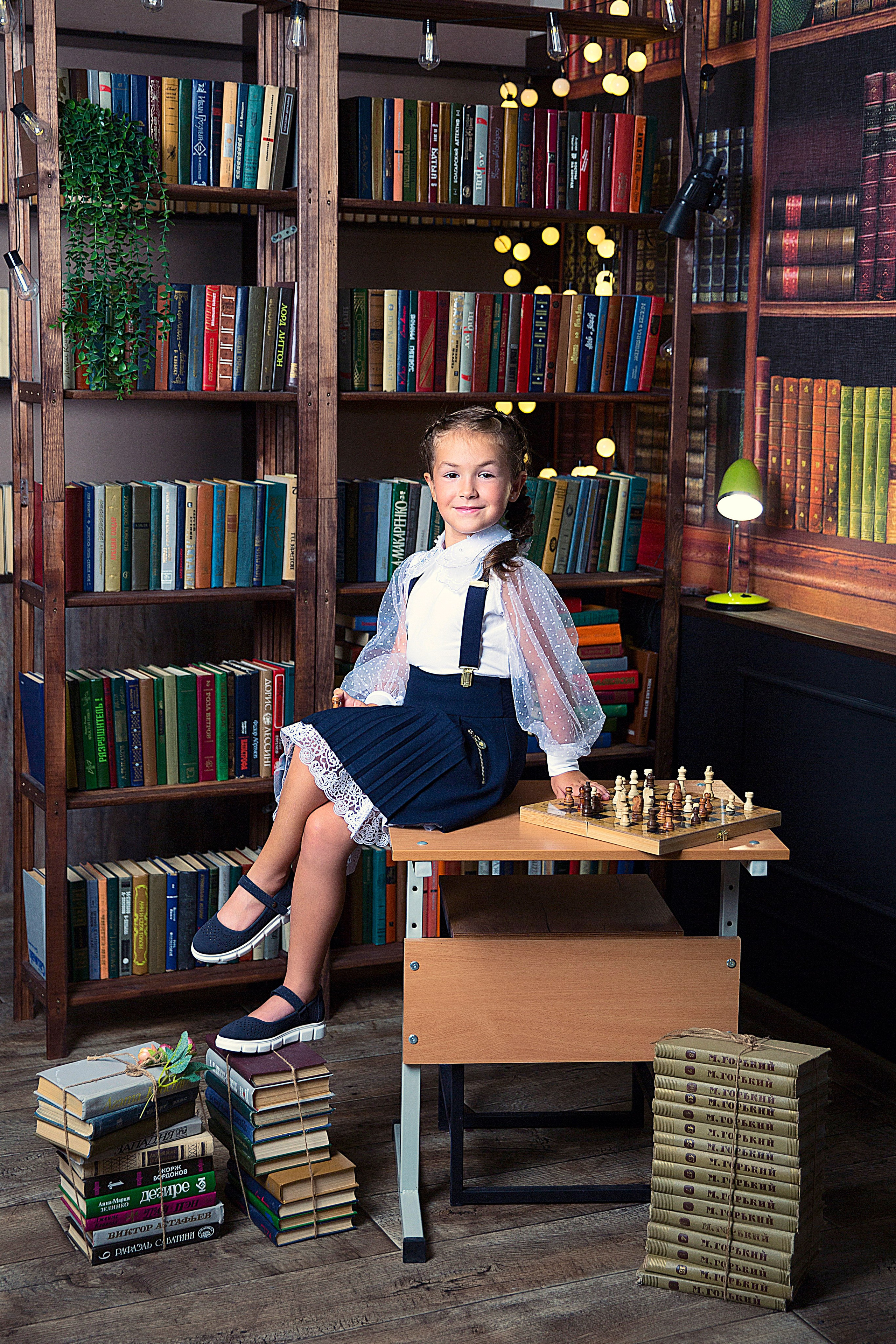 Школьница. Детский школьный фотограф в Кемерово Зиновьева Екатерина