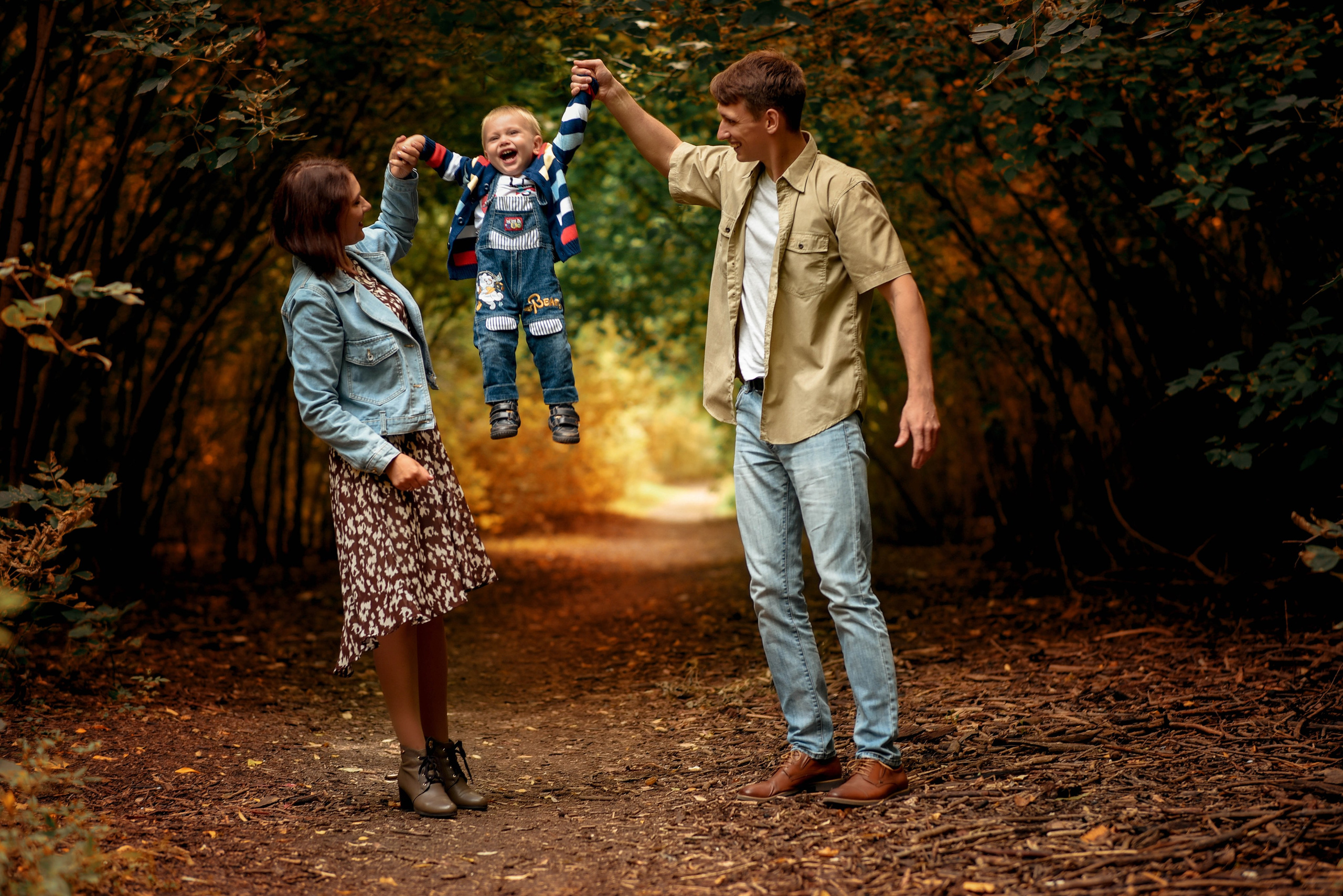 ПРАЙС. Свадебный, семейный, детский, контент фотограф в Омске Максим Ильин