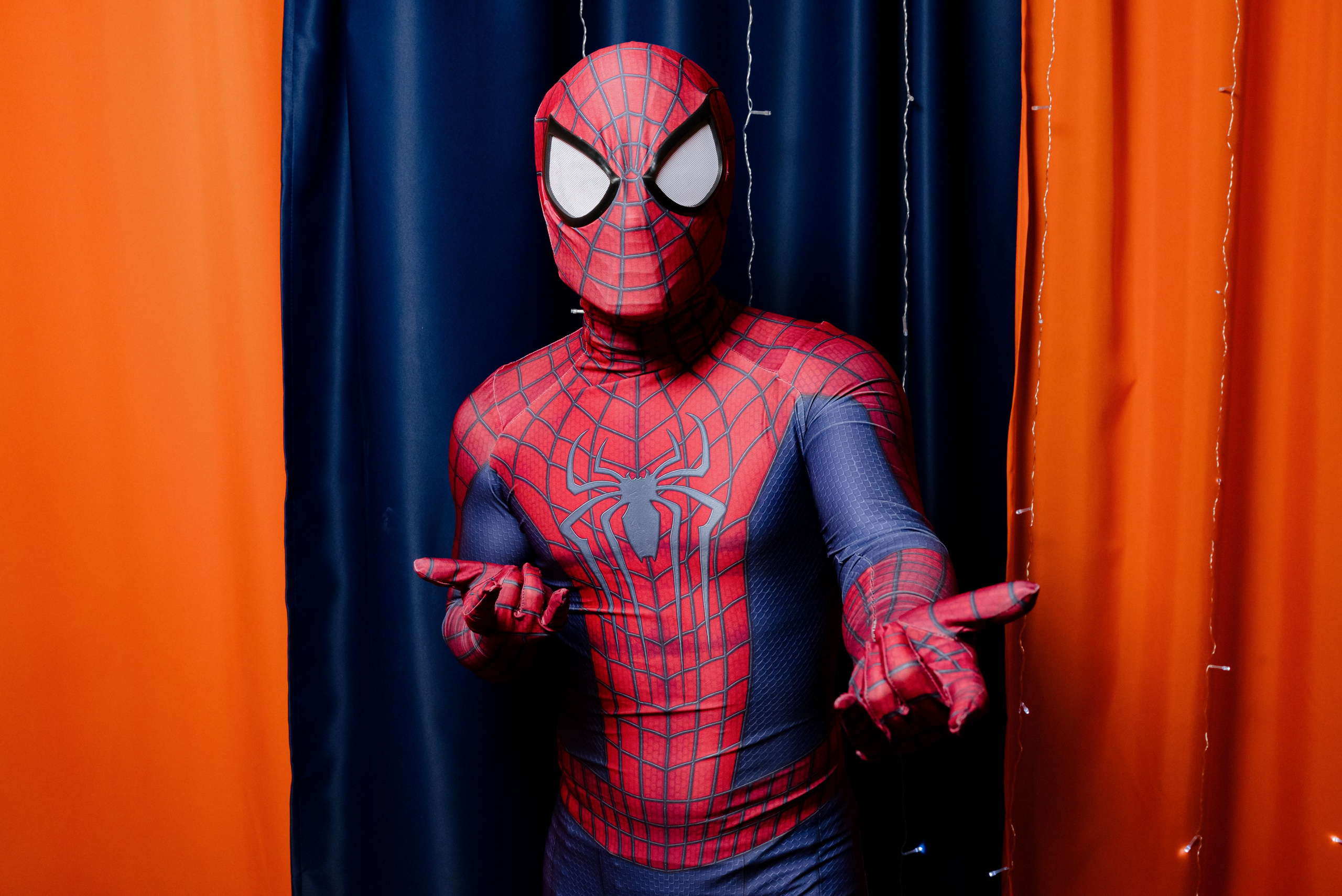 Человек-паук (фильм). Девятое королевство