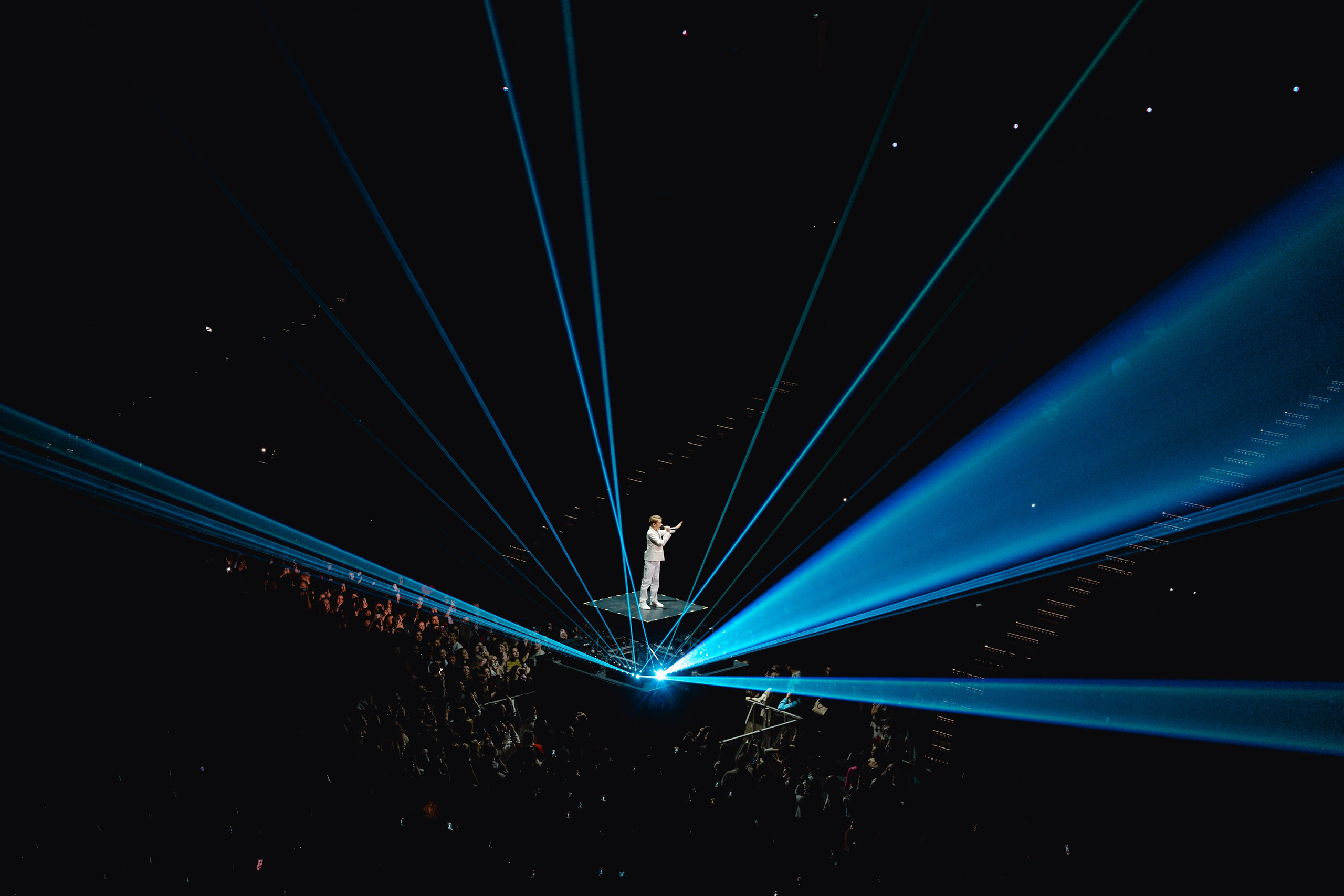 Дима Билан. Магия музыки в кадре: Концертная Фотография