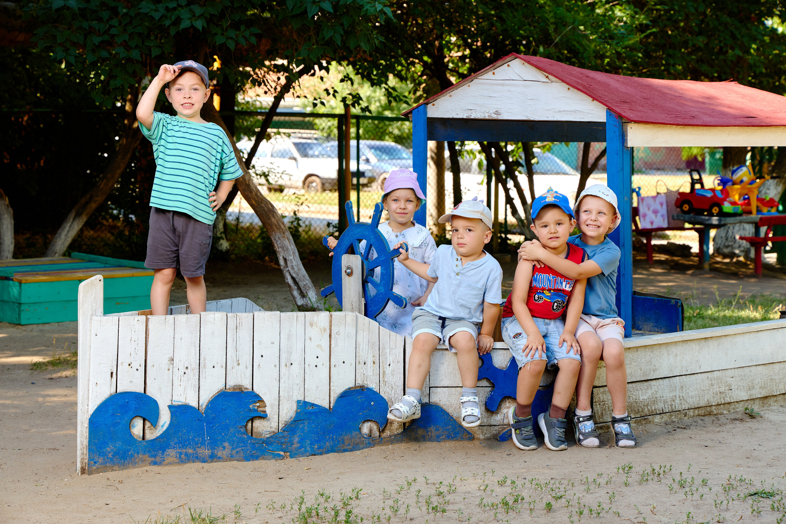 Пример летней съёмки в детском саду № 92 младшая группа Ромашки. Фотограф Выпускные альбомы Таганрог Сергей Коробченко