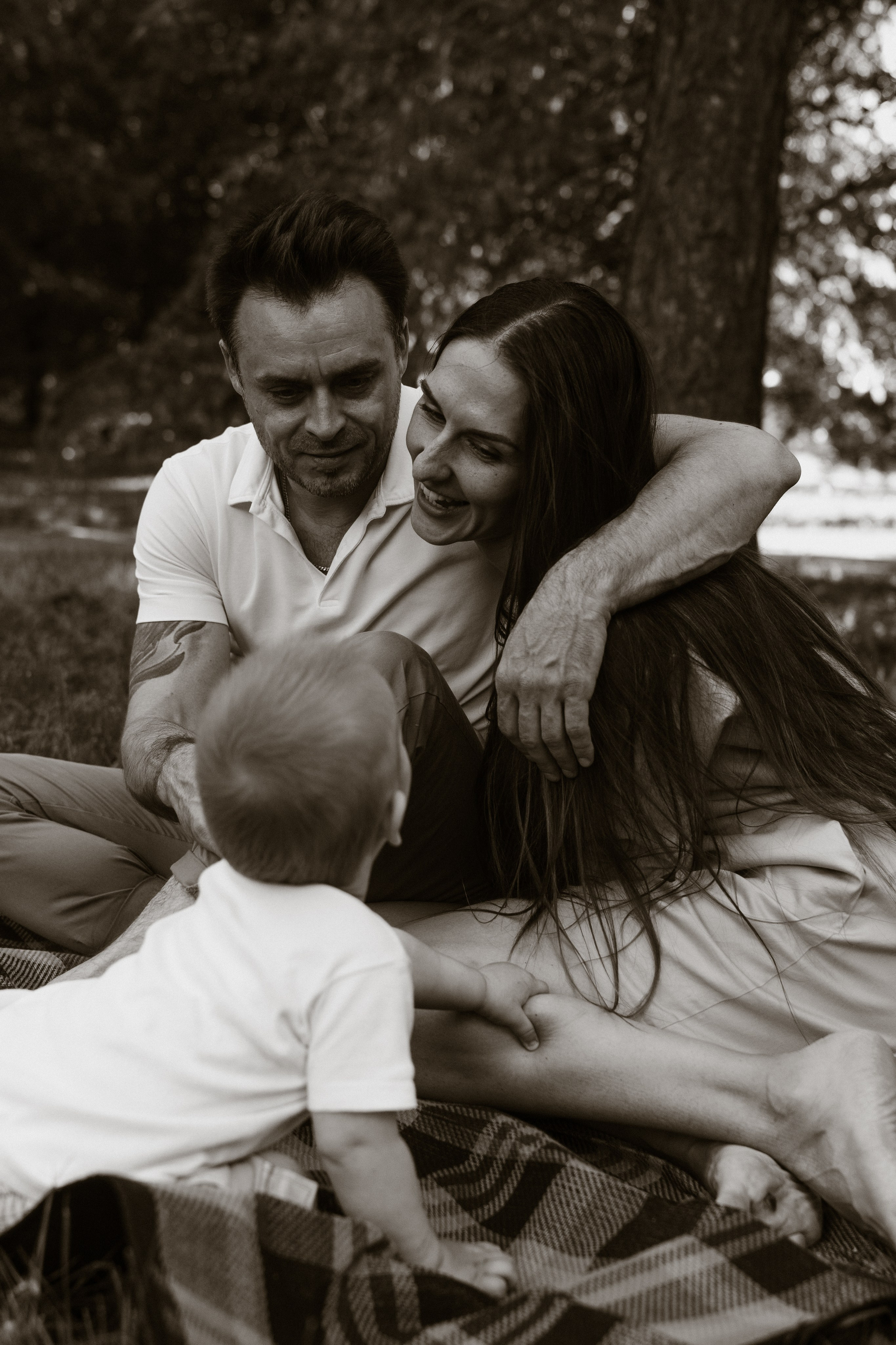 Фотопрогулка в любимом парке. Семейный, ньюборн фотограф, фотограф на роды в Москве, Виктория Тюльдюкова