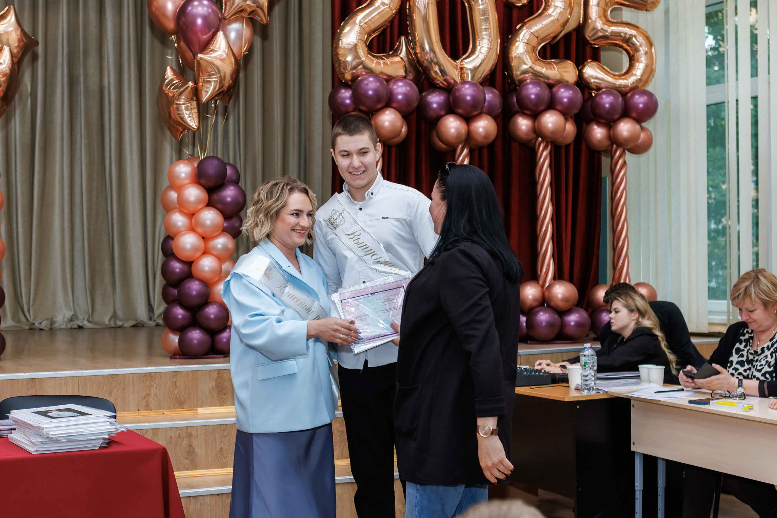 9 класс / Выпускной / Гимназия № 1558 / г. Москва. Детский и семейный фотограф Мария Киселёва. Москва