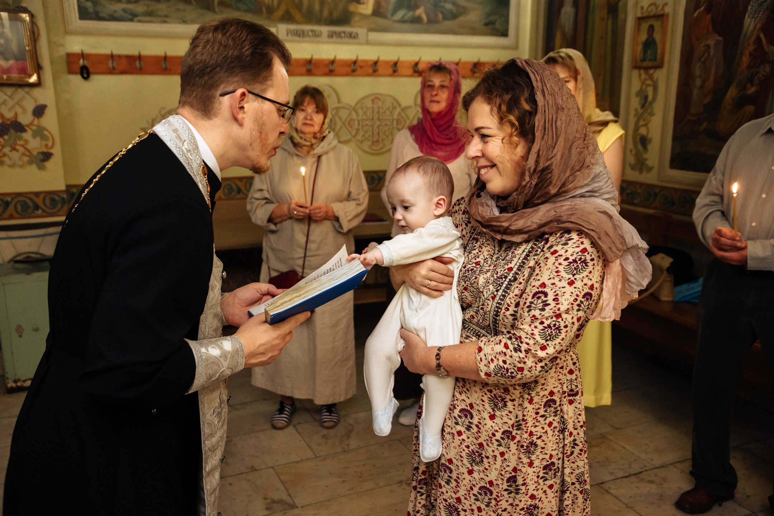 Фотосъёмка таинства крещения. Фотограф на крестины. GagarinProArt