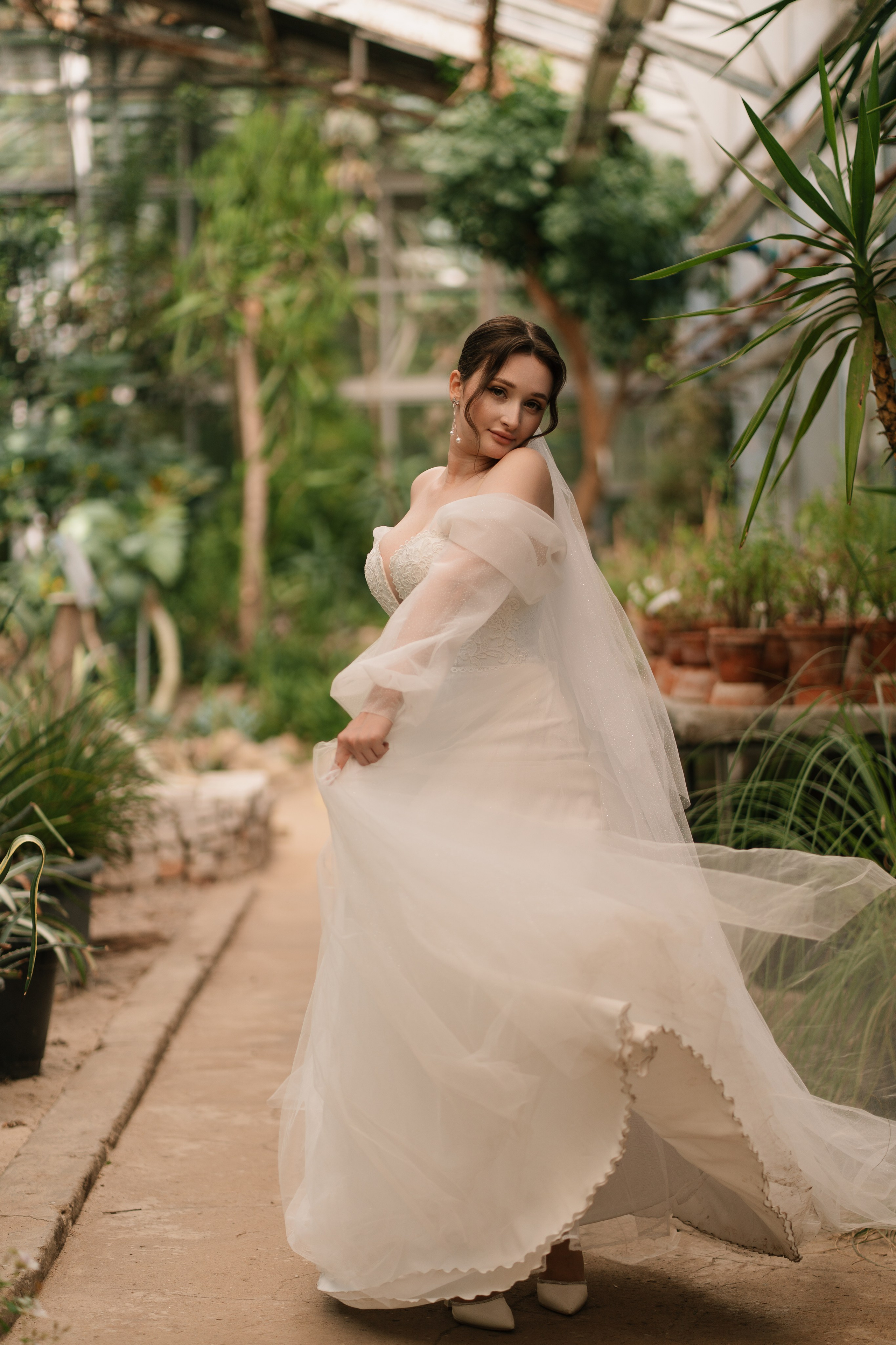 Свадебная фотосессия в оранжерее, Москва. Свадебный фотограф в Москве Анна Полушина