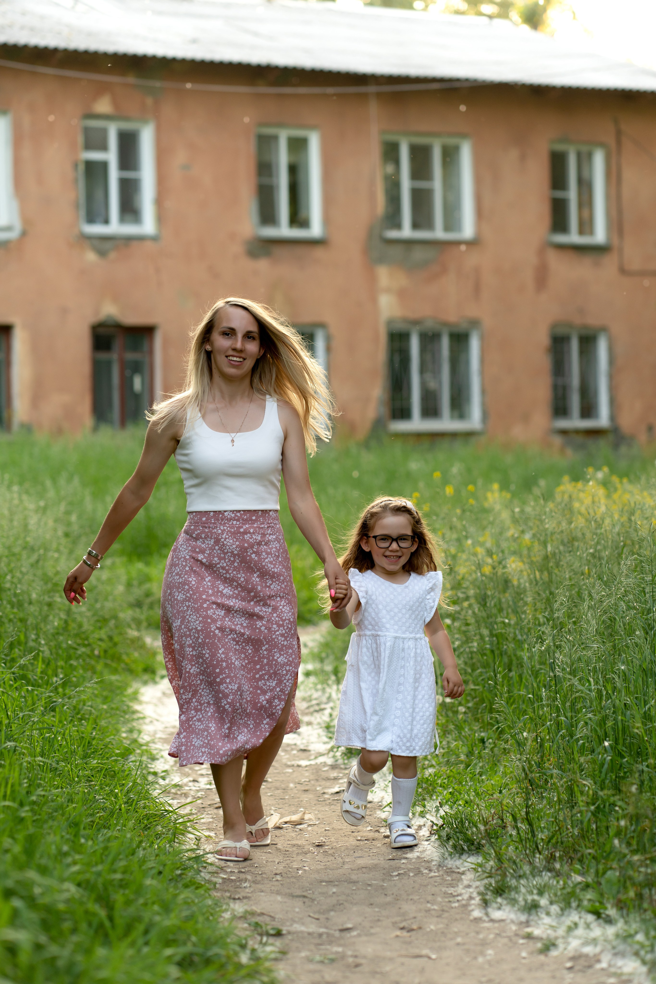 Диана с мамой. Фотограф в Красноярске. Юлия Чаушанская