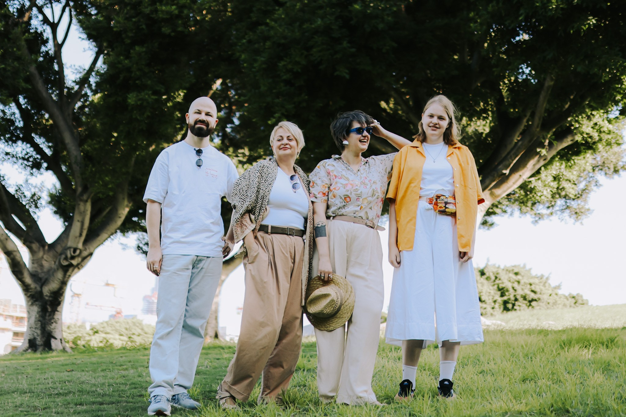 Family shoot, Ramat Gan | August 2025. Photographer in Israel Alice Milchin