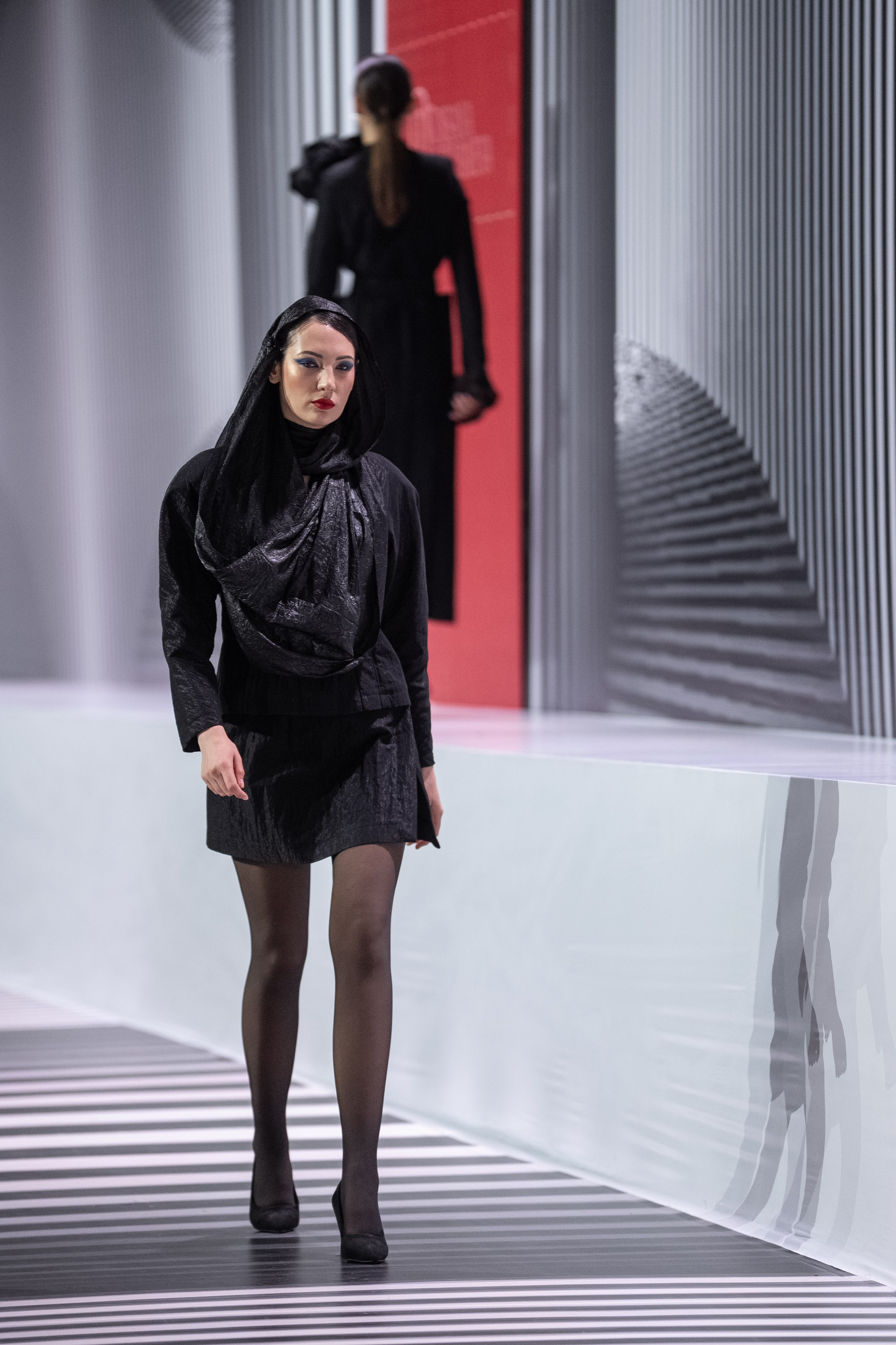 OKSANA UTELBAEVA. Сайт Алматинского НЮ АРТ, будуар и фэшн фотографа Дениса Карпенко