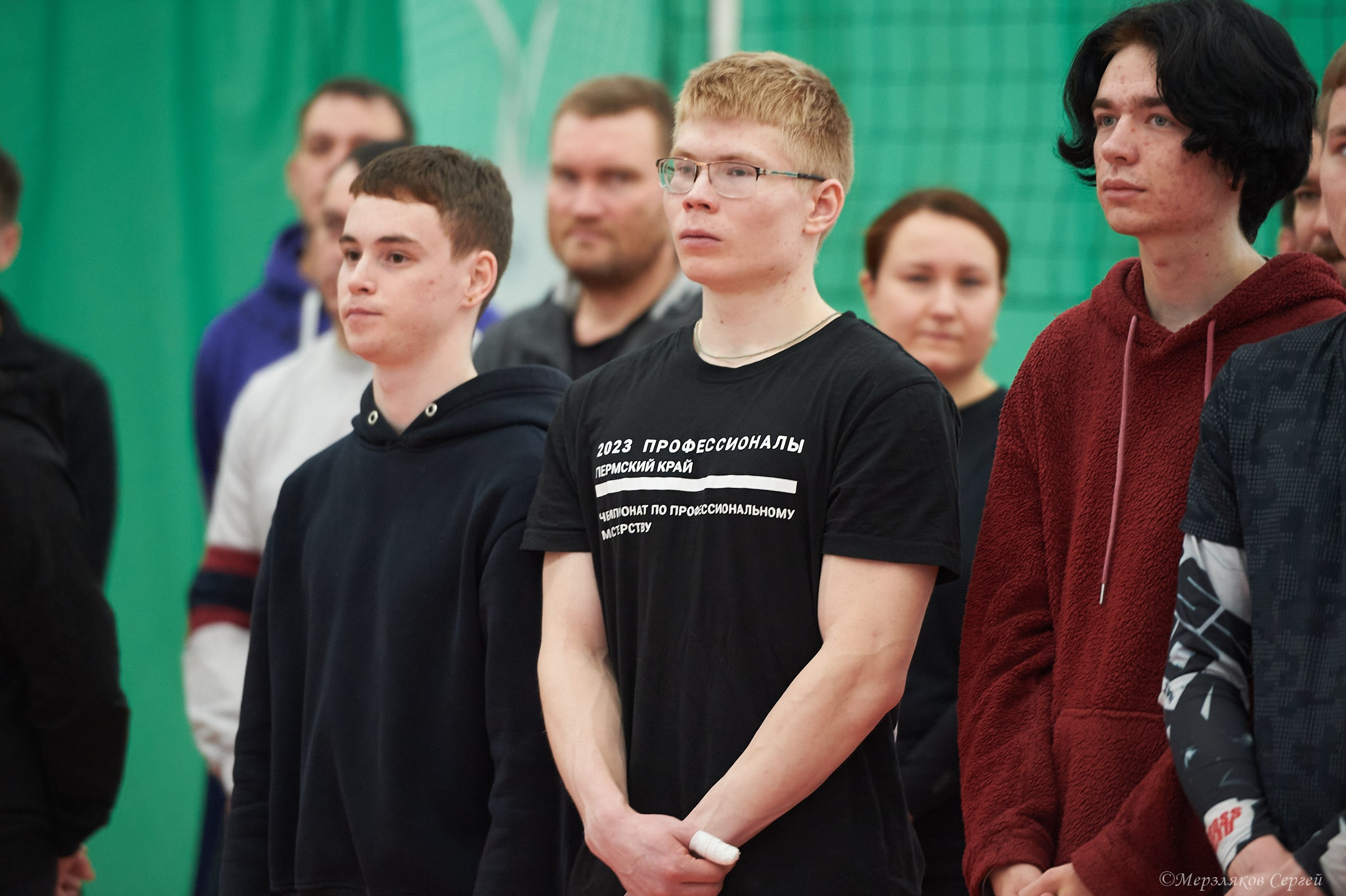 Новогодний волейбольный турнир. Ижевск. 16.12.23. Спортивный репортажный фотограф в Ижевске Сергей Мерзляков