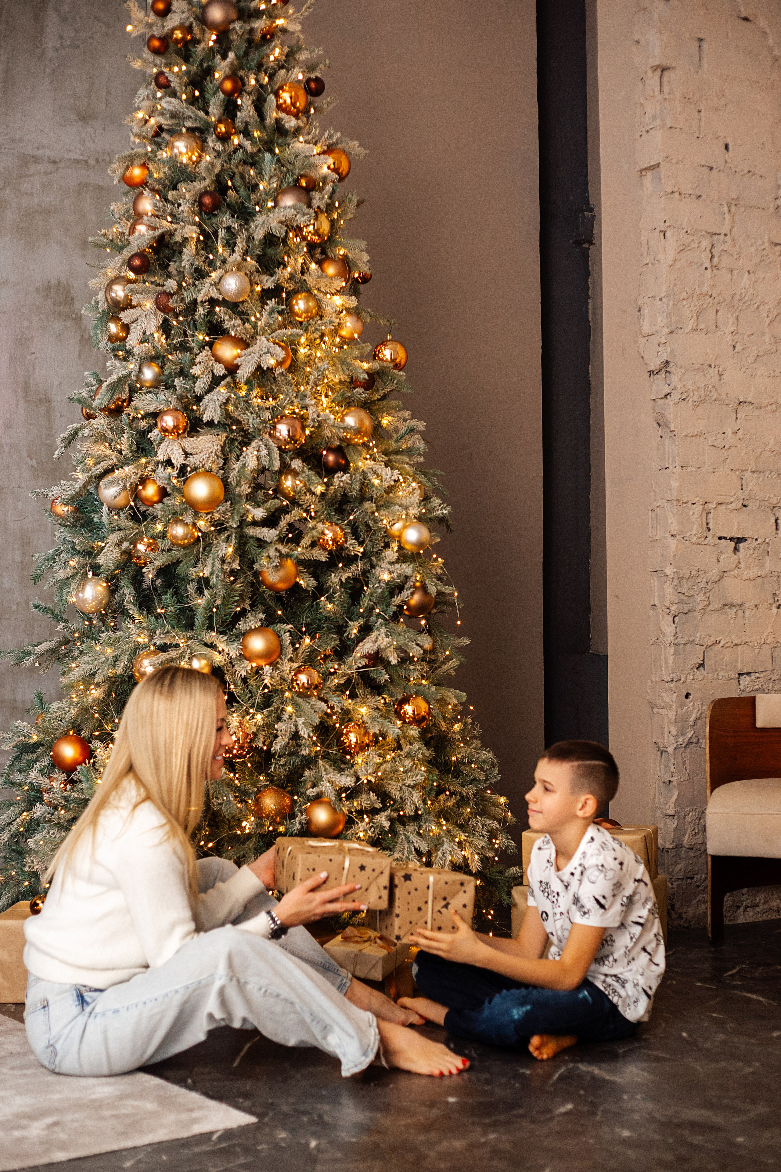 Мама и сын. Https://malovafoto.ru