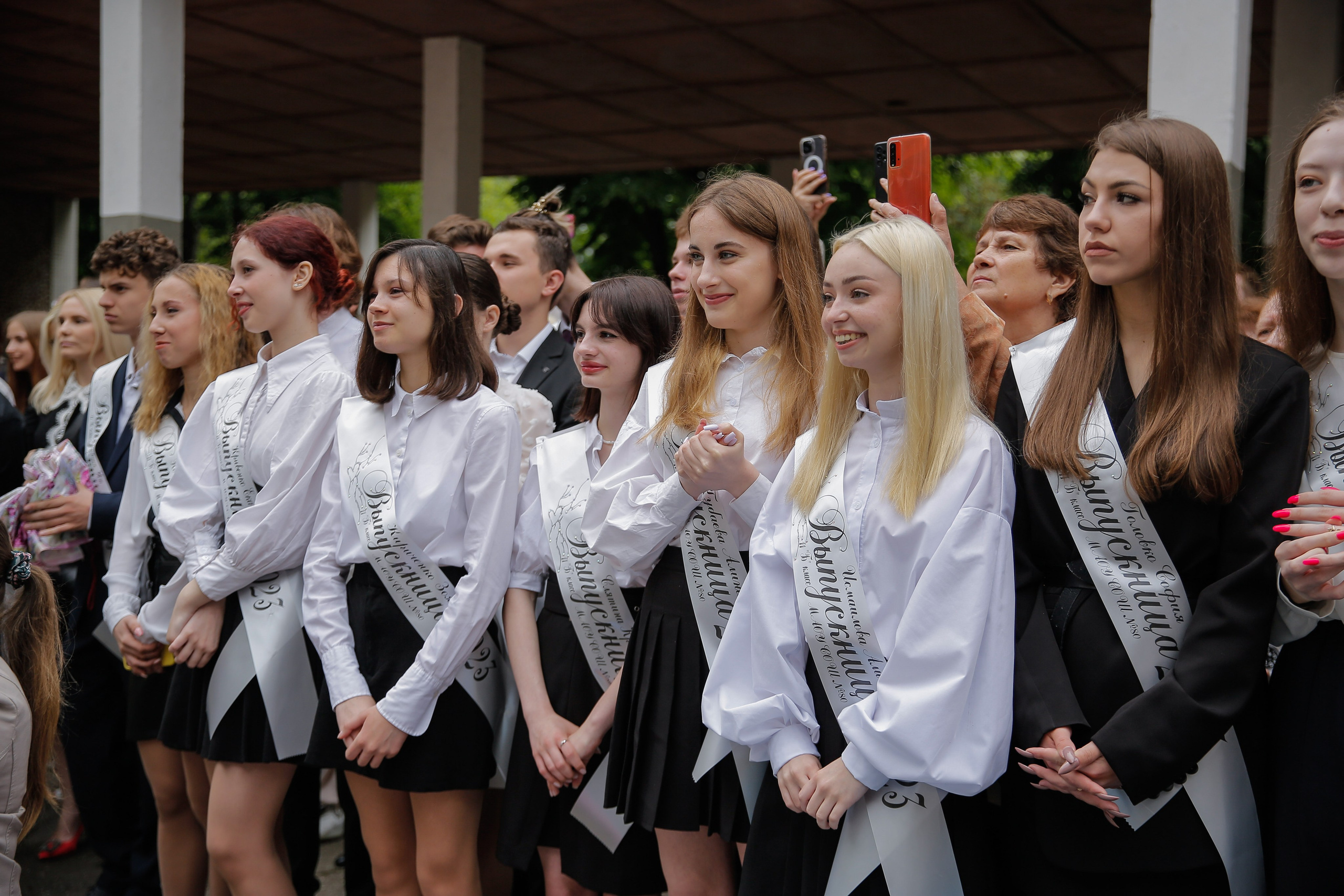 Последний звонок 11 класс. Классные выпускные альбомы Классфото Краснодар