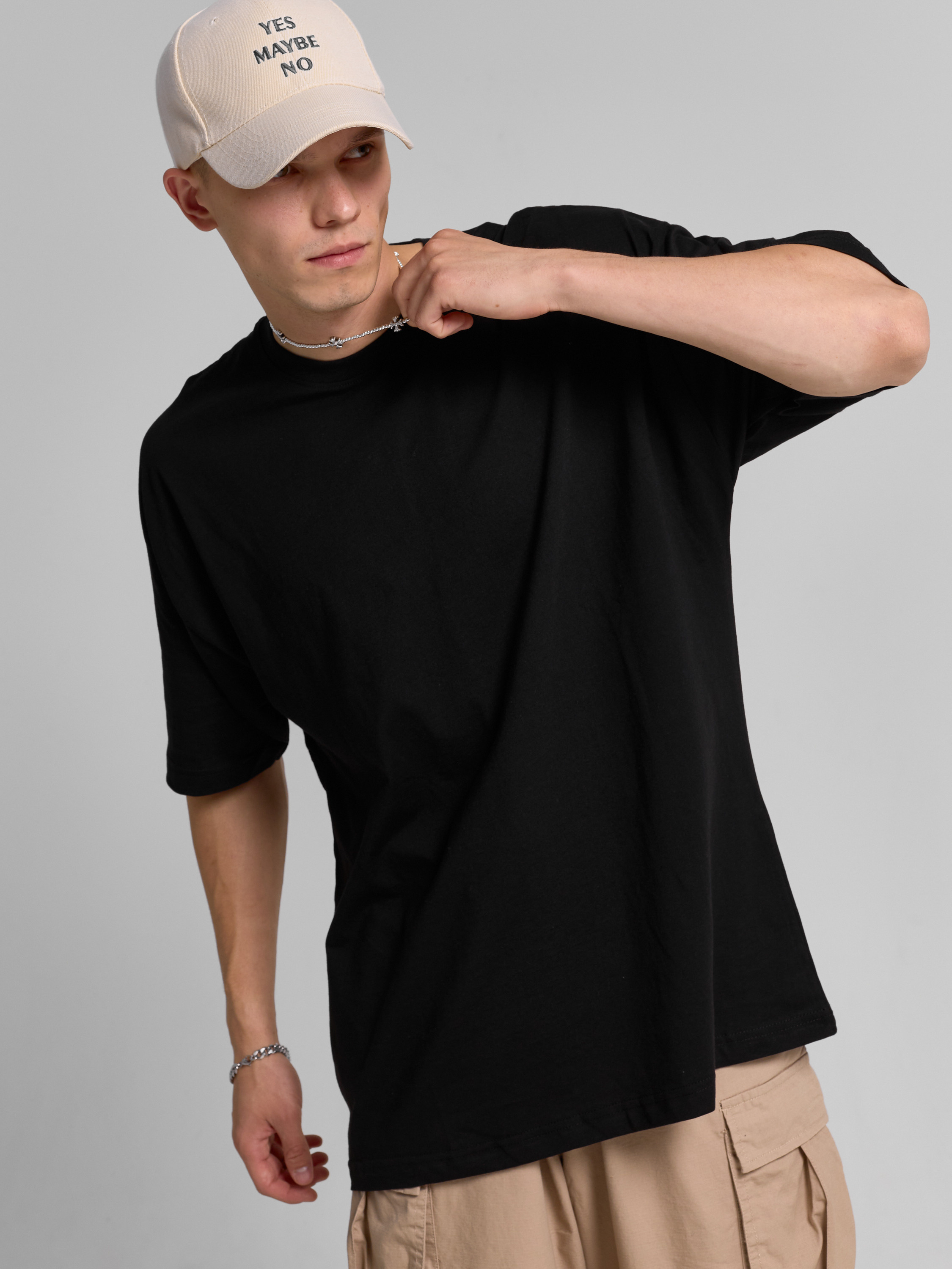 Фотосъемка базовых футболок Екатеринбург Wildberries ВБ Ozon Озон фотосессия одежды Екб заказать цена фотосъемка товара WB трикотаж Екб. Фотограф Екатеринбург Анастасия Жерновская | Маркетплейсы и нейрофото