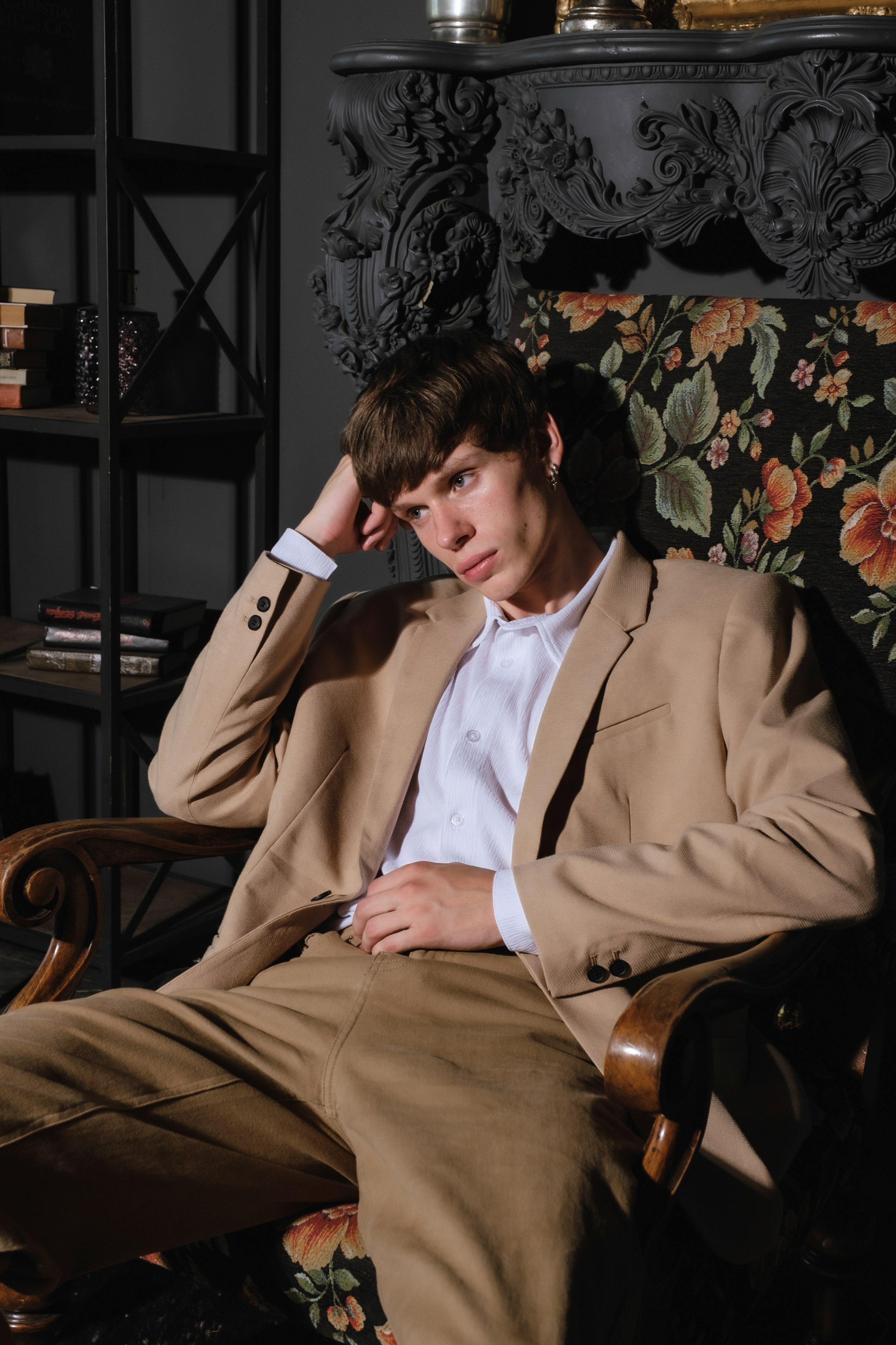 Буржуазия. Мари — фотограф и видеограф из Москвы