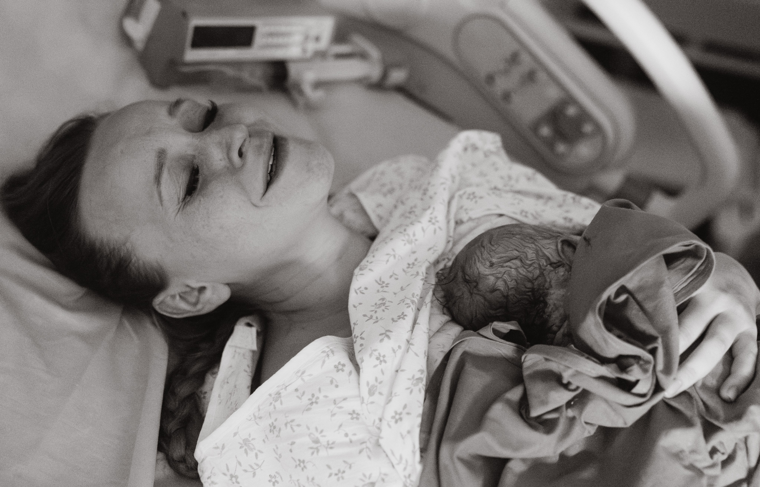 Партнерские роды в Москве в роддоме 8 Выхино. Семейный, ньюборн фотограф, фотограф на роды в Москве, Виктория Тюльдюкова